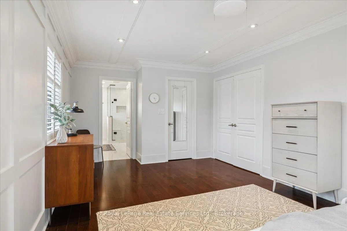 Photo 18 of 2310 Briargrove Circle, Oakville, Westmount — HOMEH