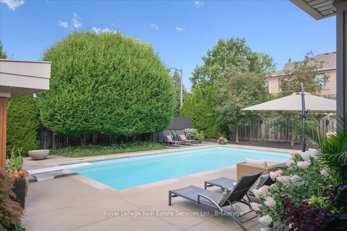 Photo 31 of 2310 Briargrove Circle, Oakville, Westmount — HOMEH