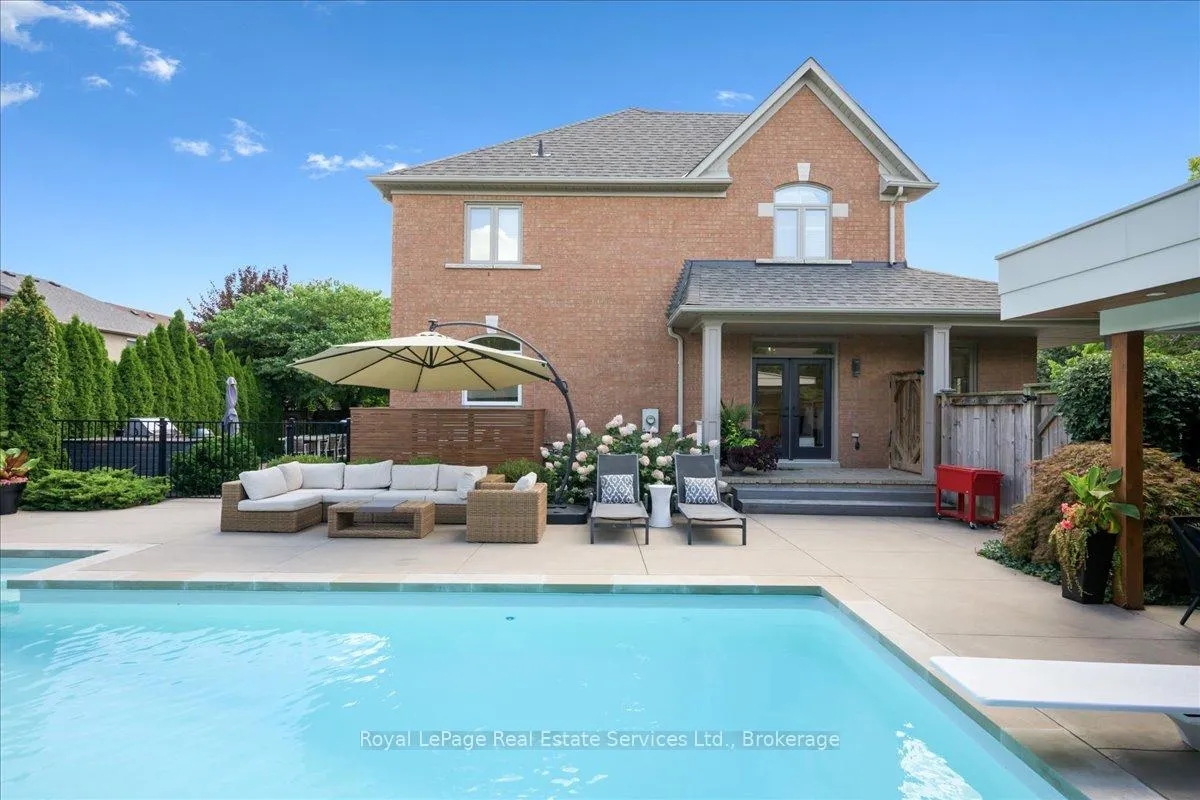 Photo 33 of 2310 Briargrove Circle, Oakville, Westmount — HOMEH