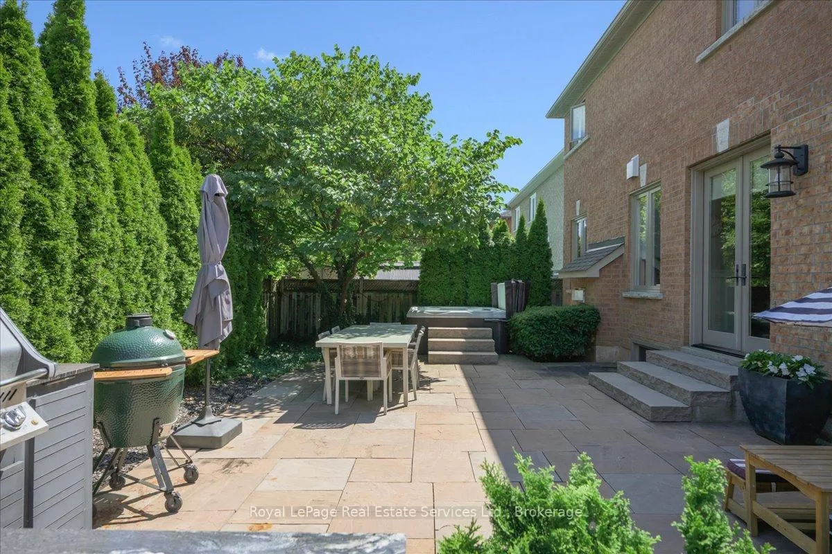 Photo 36 of 2310 Briargrove Circle, Oakville, Westmount — HOMEH