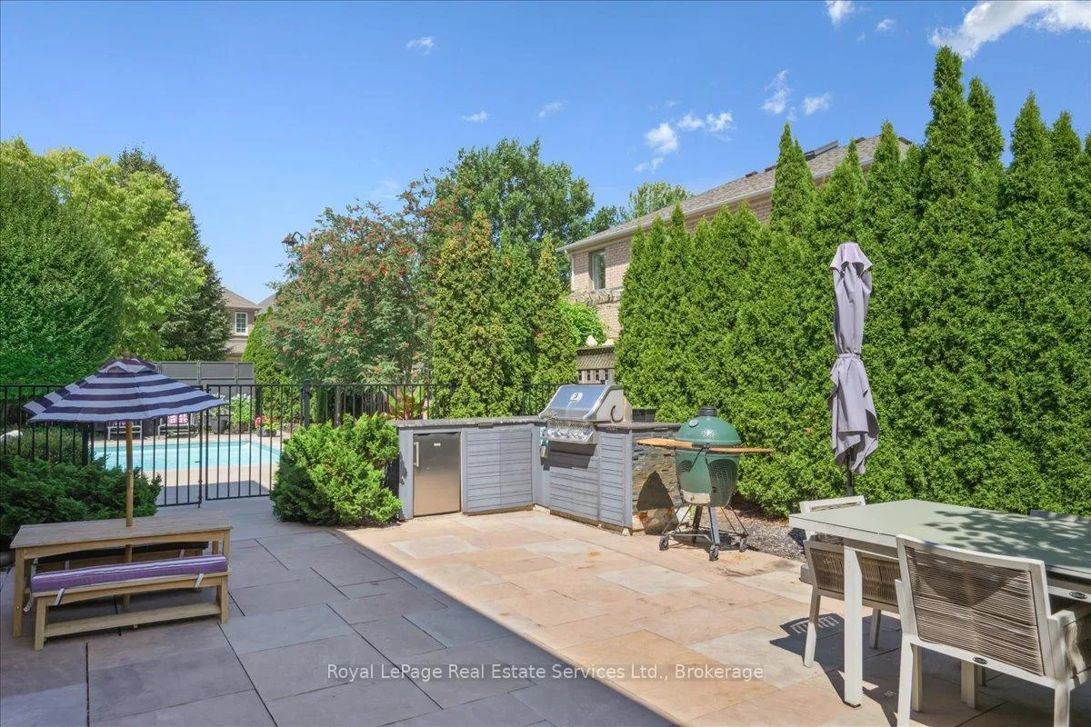 Photo 39 of 2310 Briargrove Circle, Oakville, Westmount — HOMEH