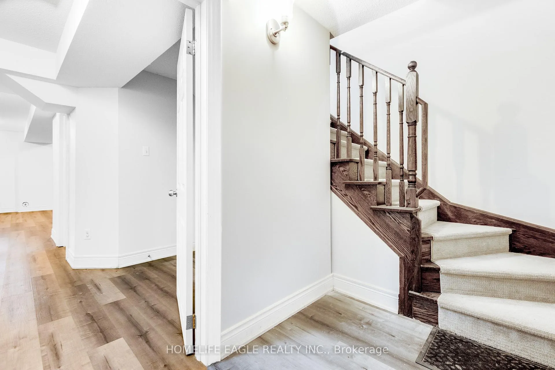 Photo 40 of 10 Big Hill Crescent, Vaughan, Patterson — HOMEH