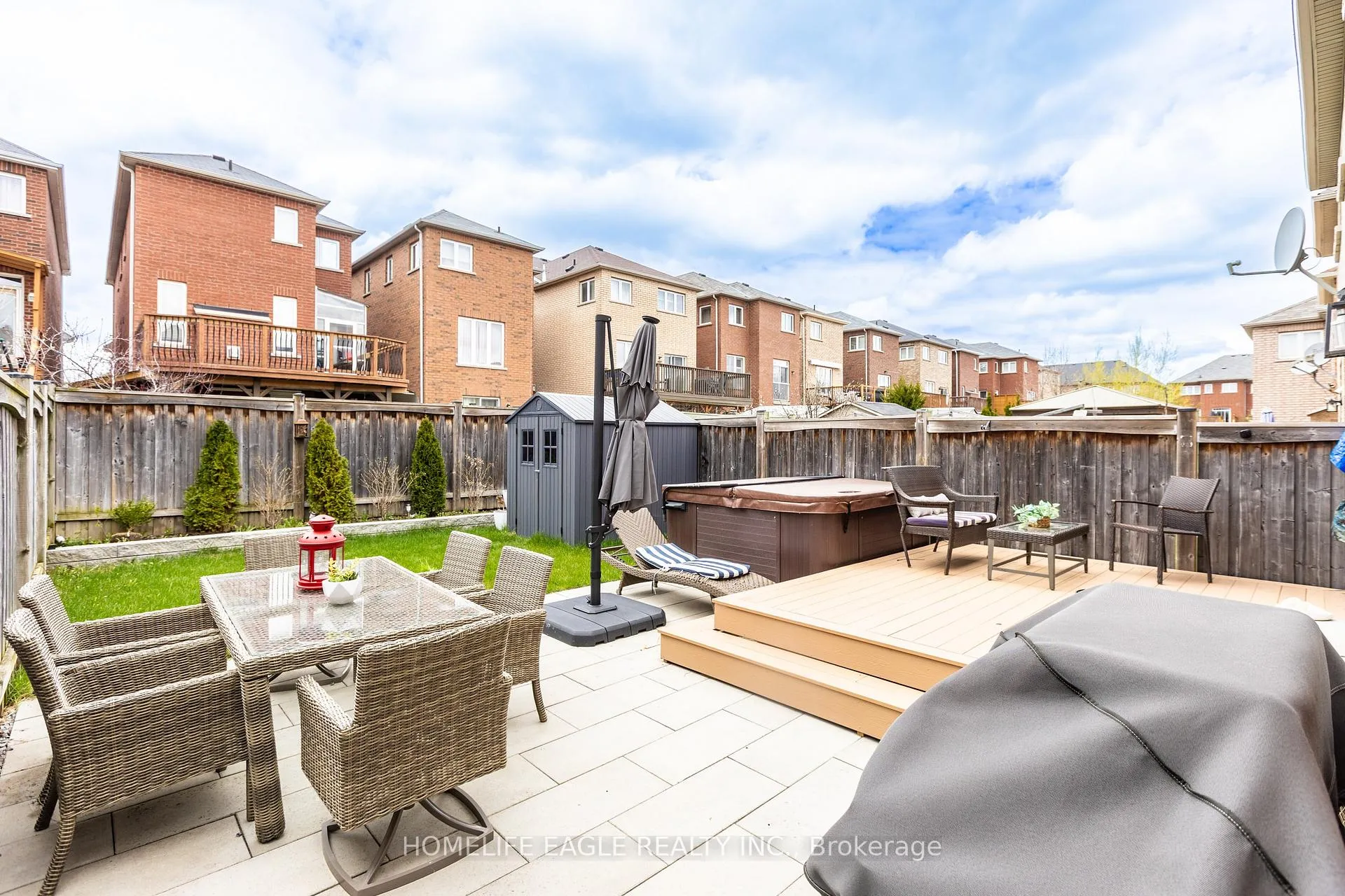 Photo 46 of 10 Big Hill Crescent, Vaughan, Patterson — HOMEH