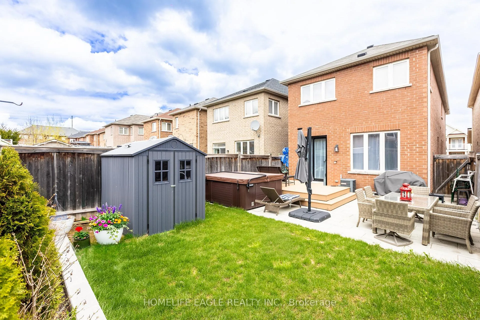 Photo 48 of 10 Big Hill Crescent, Vaughan, Patterson — HOMEH