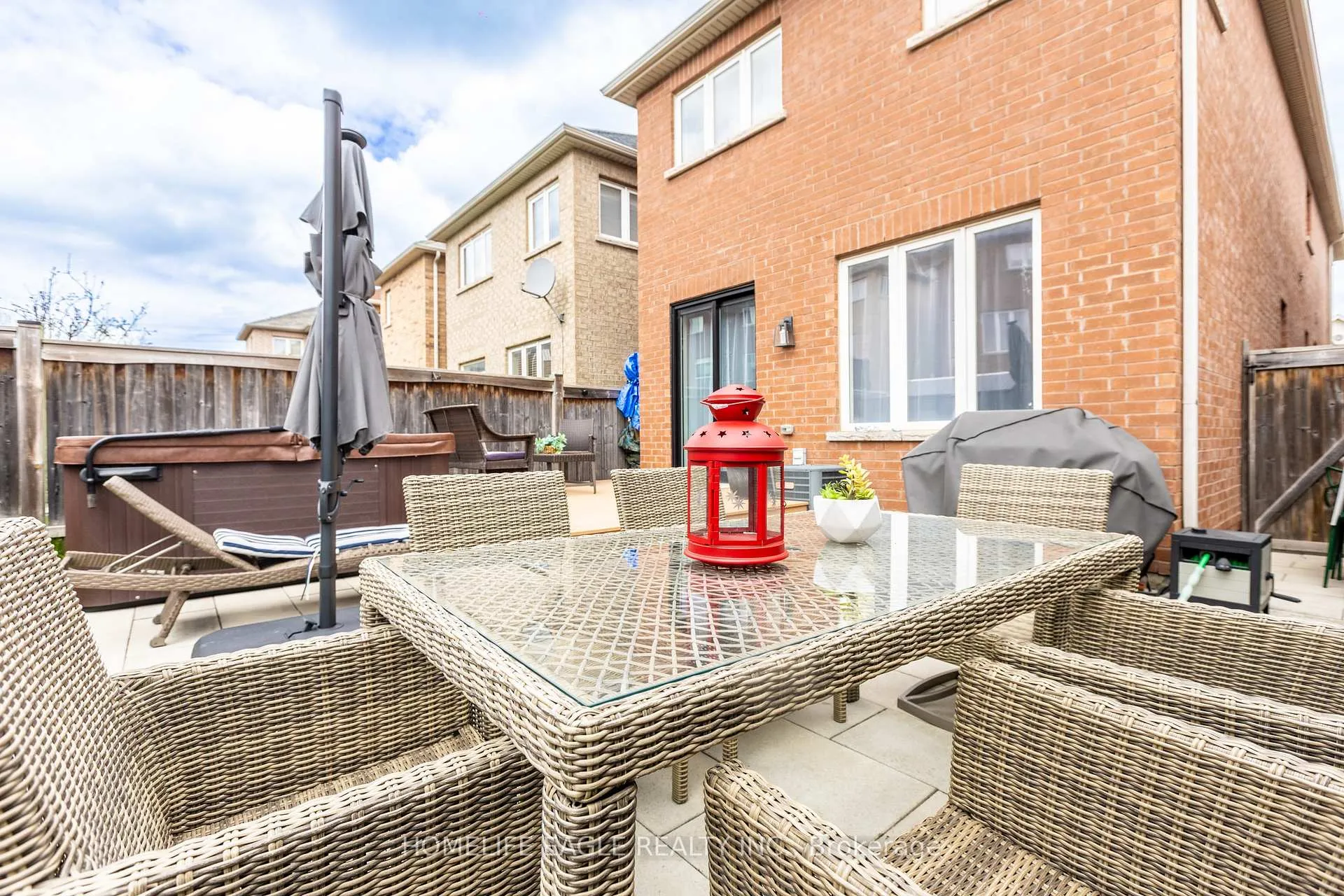 Photo 49 of 10 Big Hill Crescent, Vaughan, Patterson — HOMEH