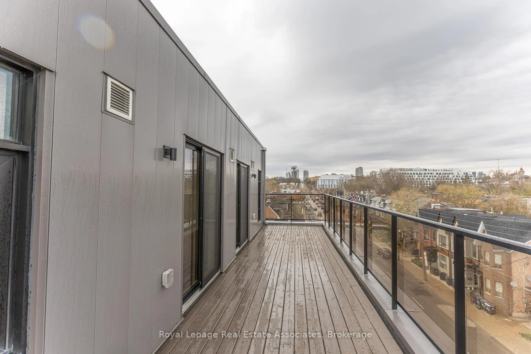 Photo 33 of Unit 401, 1000 Bathurst Street, Toronto, The Annex — HOMEH