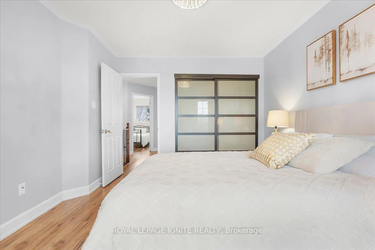 Photo 19 of 61 Baywell Crescent, Aurora, Bayview Wellington — HOMEH