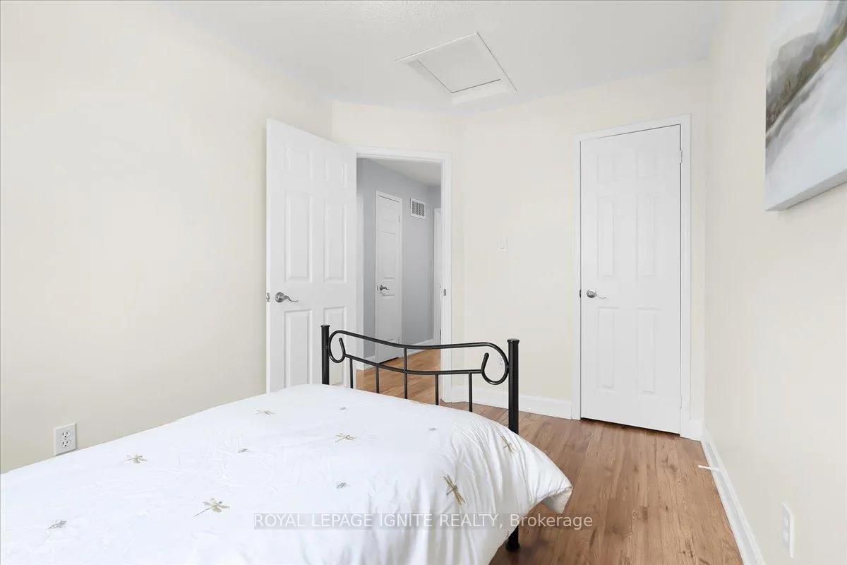 Photo 22 of 61 Baywell Crescent, Aurora, Bayview Wellington — HOMEH