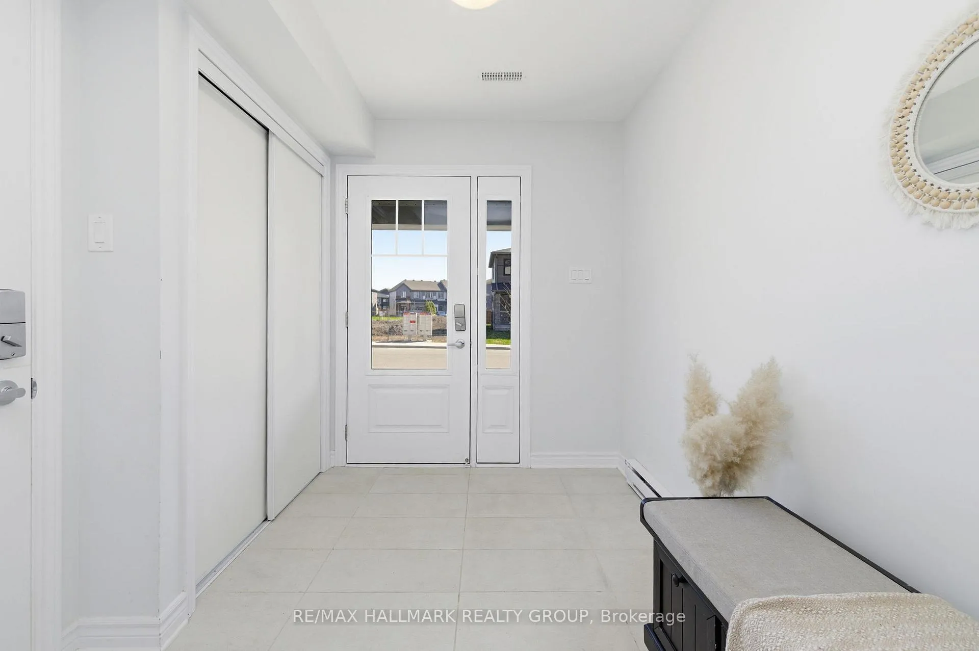 Photo 6 of 310 Shepperton Street, Ottawa, Avalon East — HOMEH