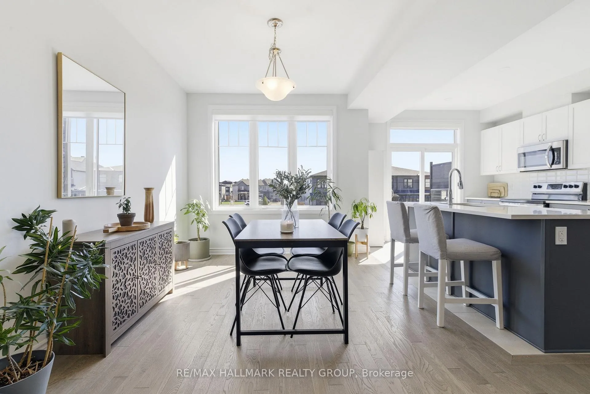 Photo 8 of 310 Shepperton Street, Ottawa, Avalon East — HOMEH