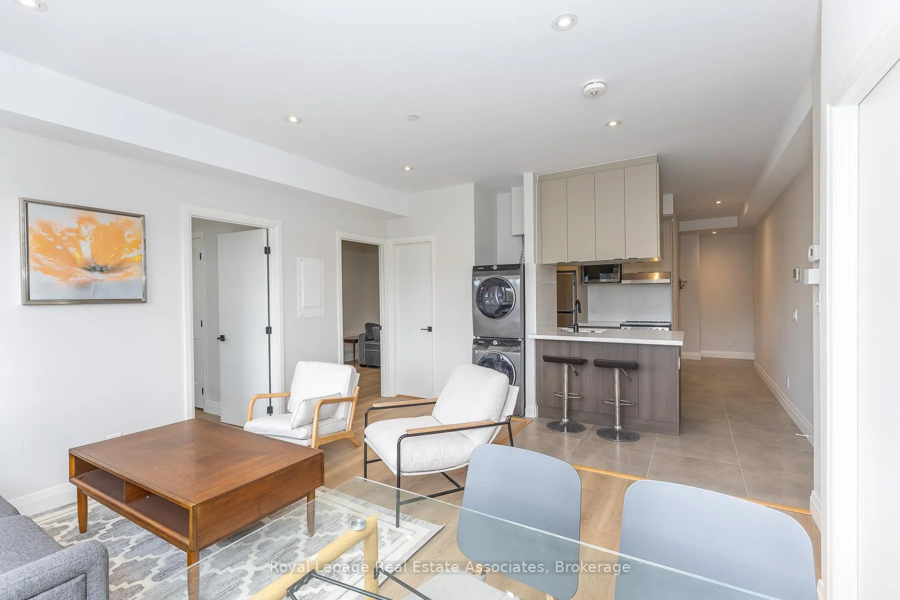 Photo 10 of Unit 301, 1000 Bathurst Street, Toronto, The Annex — HOMEH