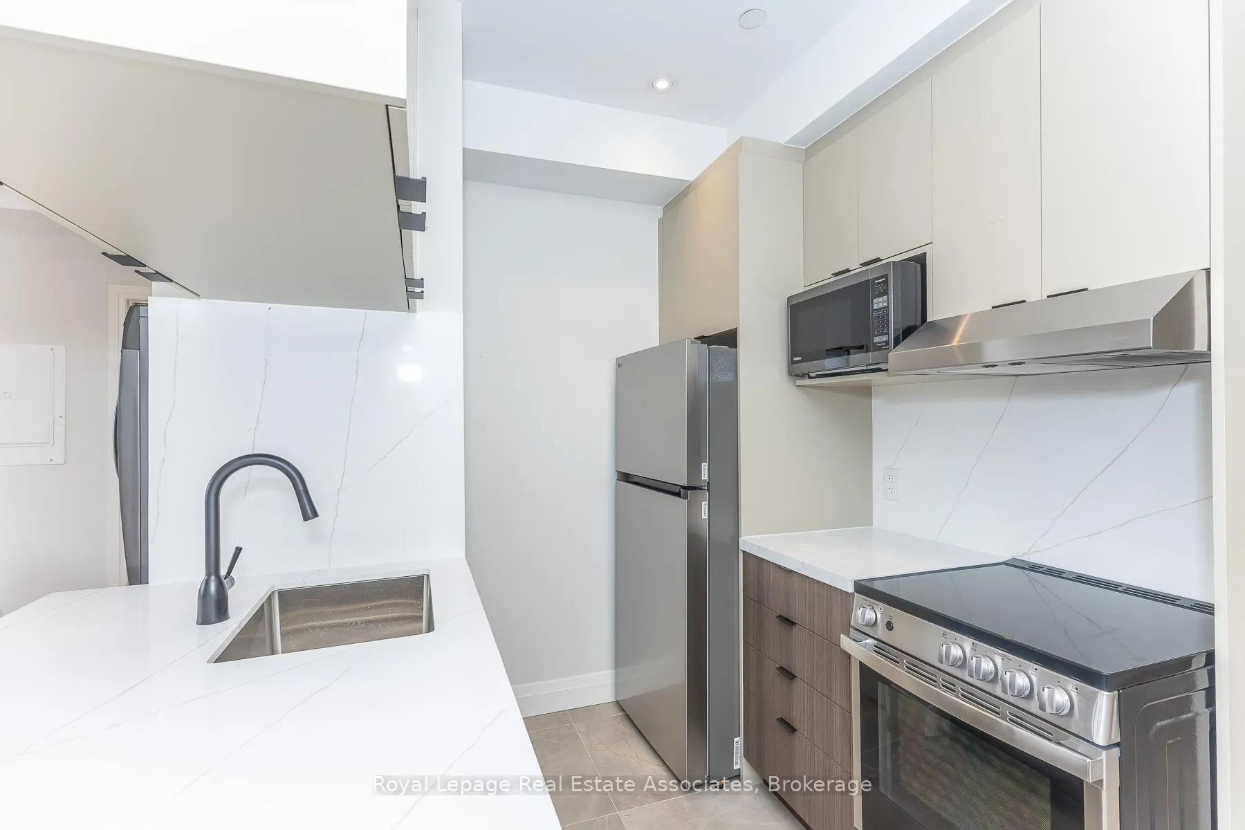 Photo 20 of Unit 301, 1000 Bathurst Street, Toronto, The Annex — HOMEH