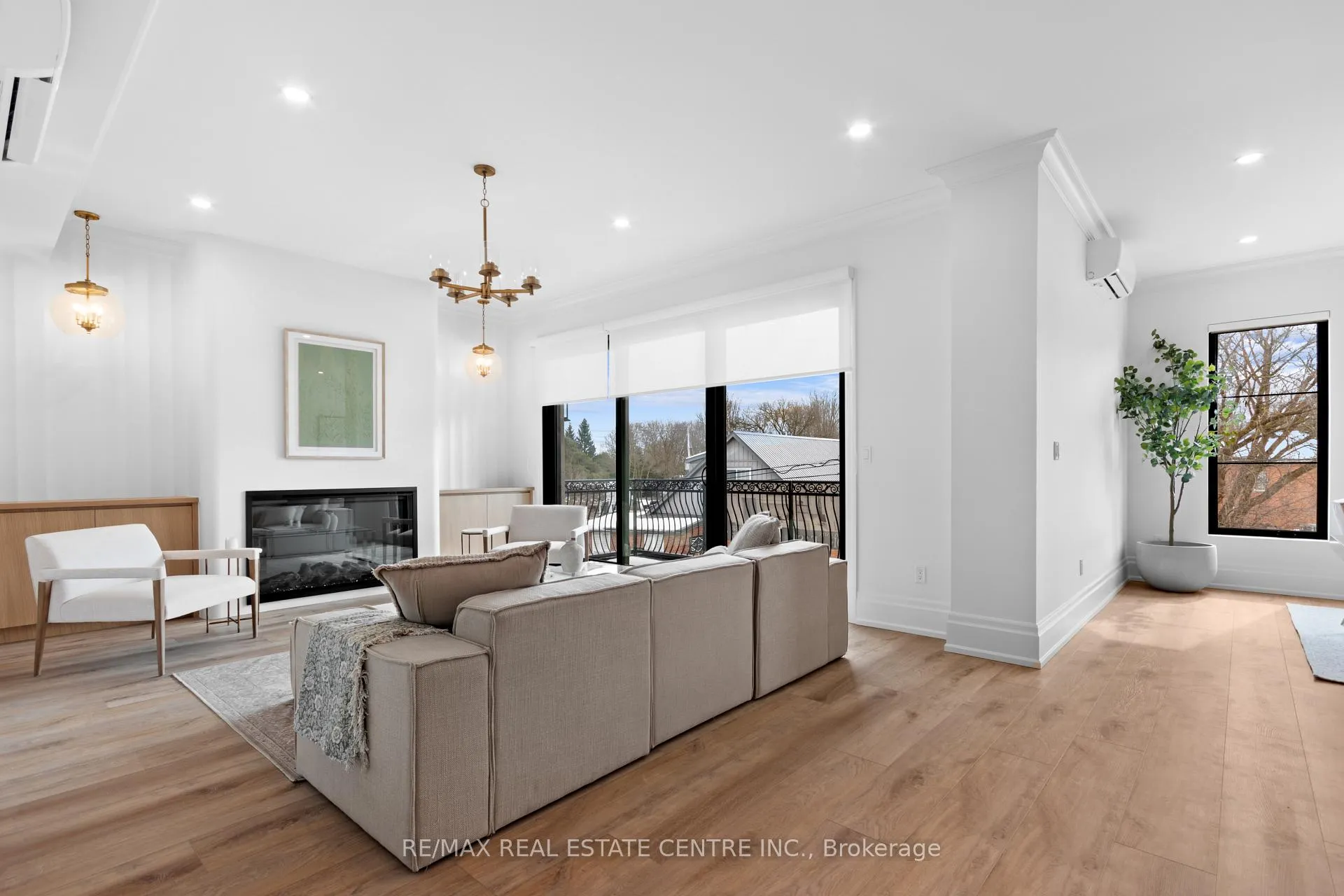 Photo 7 of Unit 2, 37 Armstrong Street, Orangeville — HOMEH