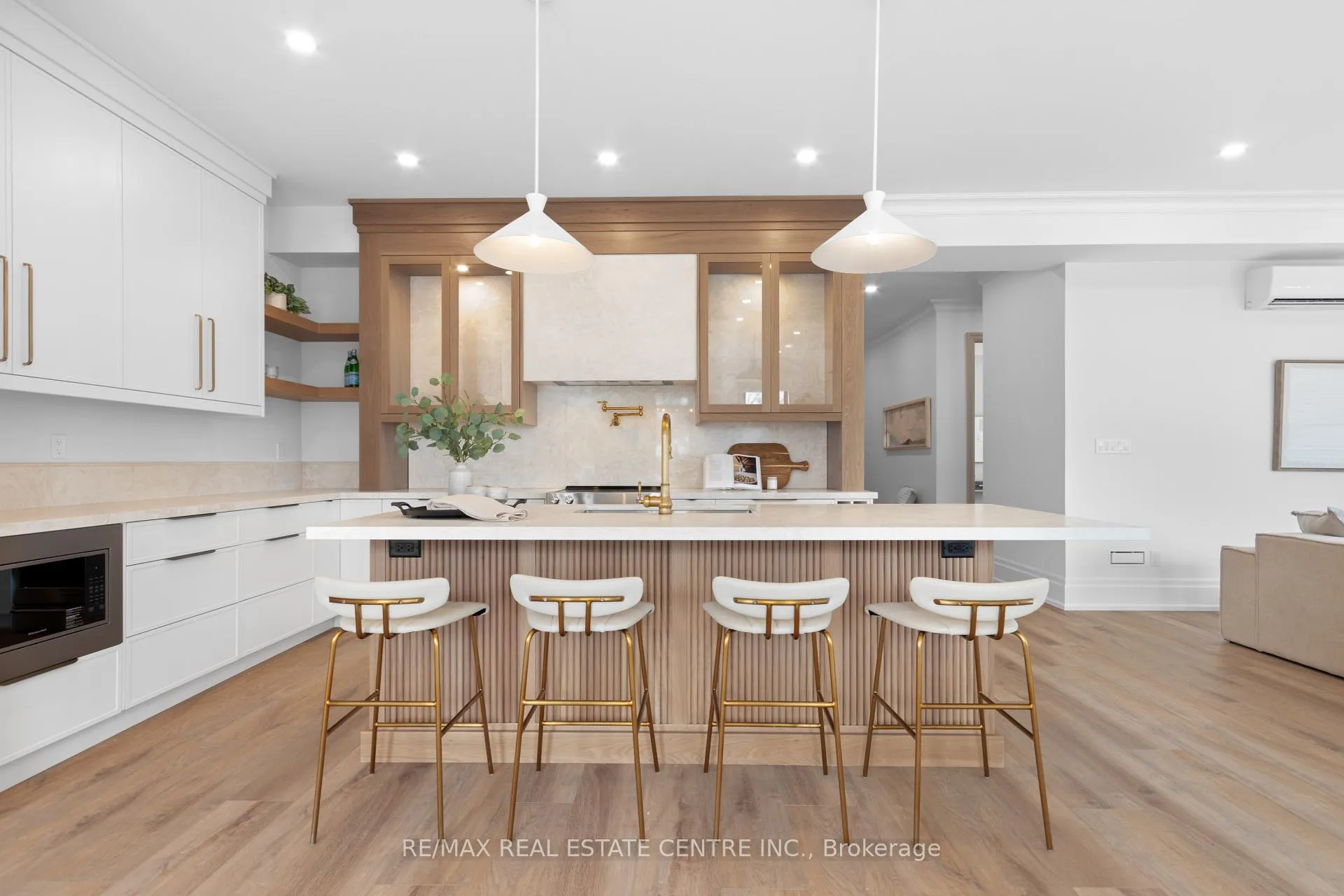 Photo 11 of Unit 2, 37 Armstrong Street, Orangeville — HOMEH