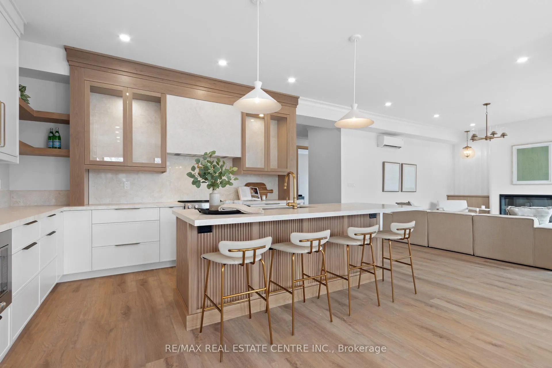 Photo 13 of Unit 2, 37 Armstrong Street, Orangeville — HOMEH