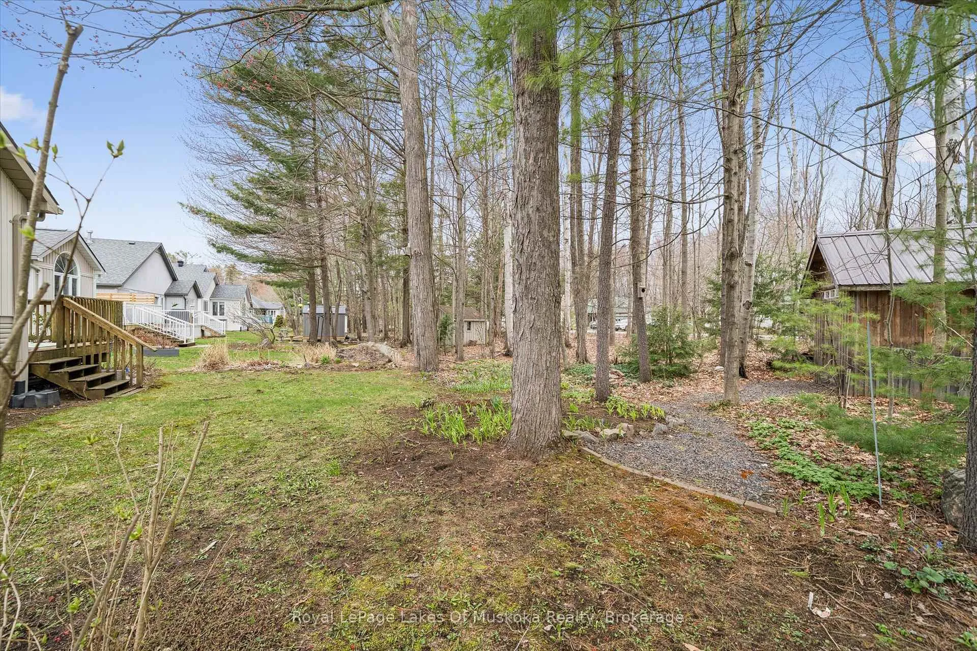 Photo 42 of 30 Woodmans Chart, Gravenhurst, Muskoka (S) — HOMEH