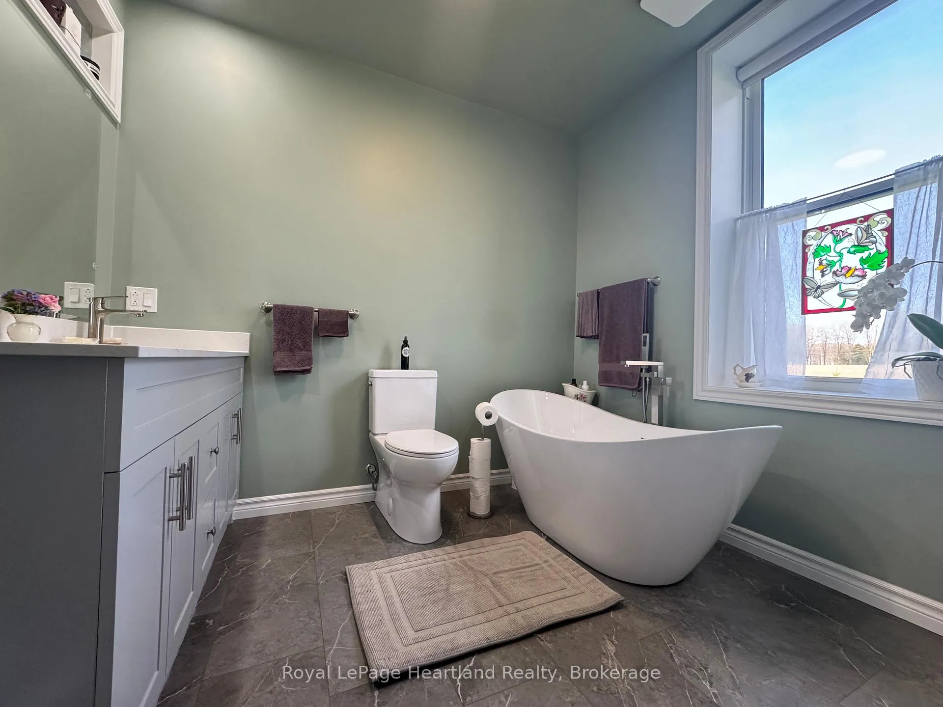 Photo 12 of 45870 Creamery Road, Howick — HOMEH