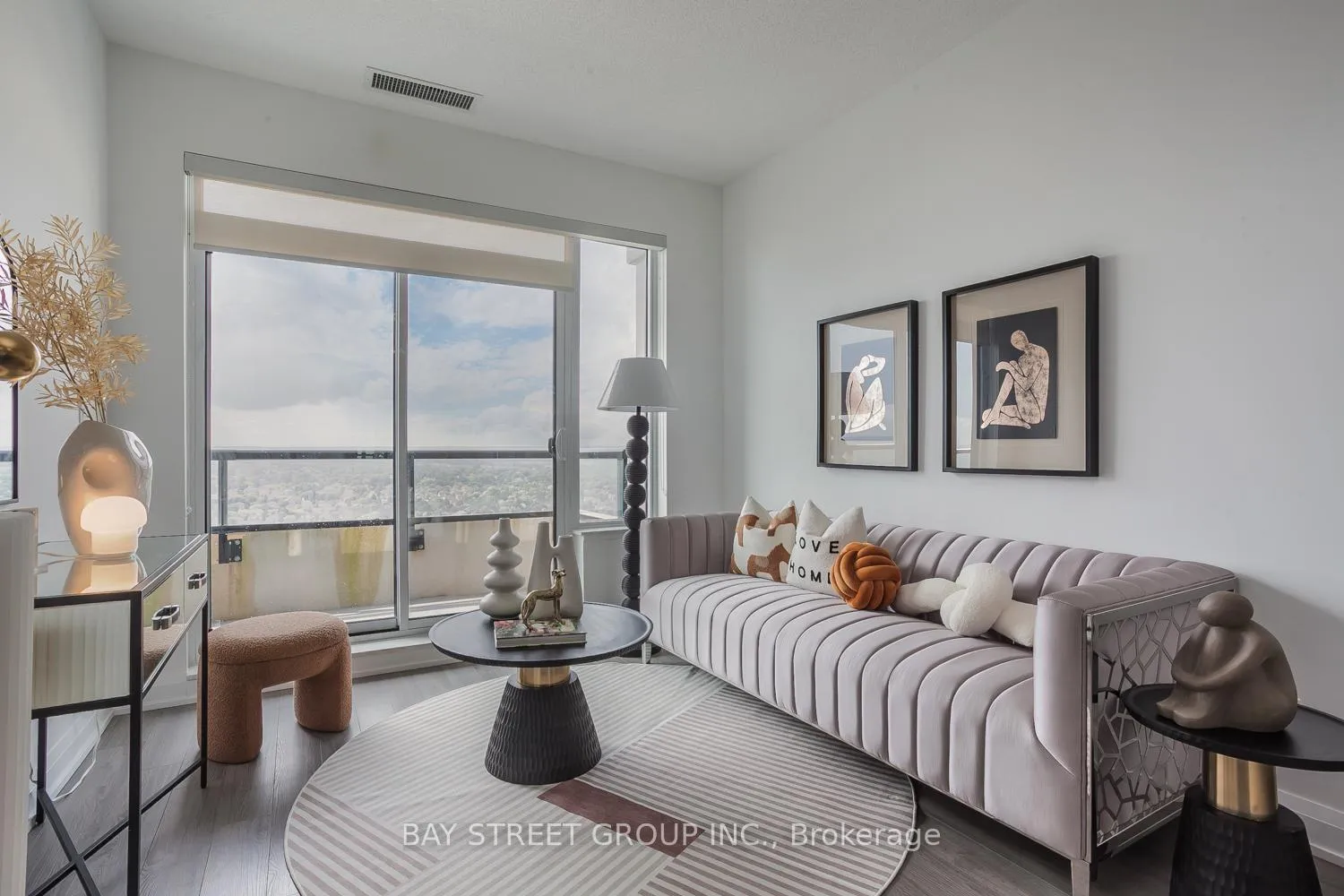 Photo 6 of Unit 3001, 15 Water Walk Drive, Markham, Unionville — HOMEH