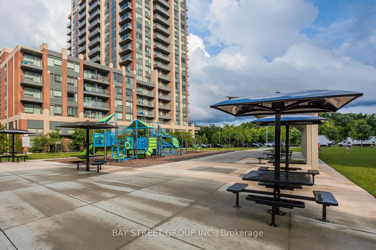 Photo 16 of Unit 3001, 15 Water Walk Drive, Markham, Unionville — HOMEH