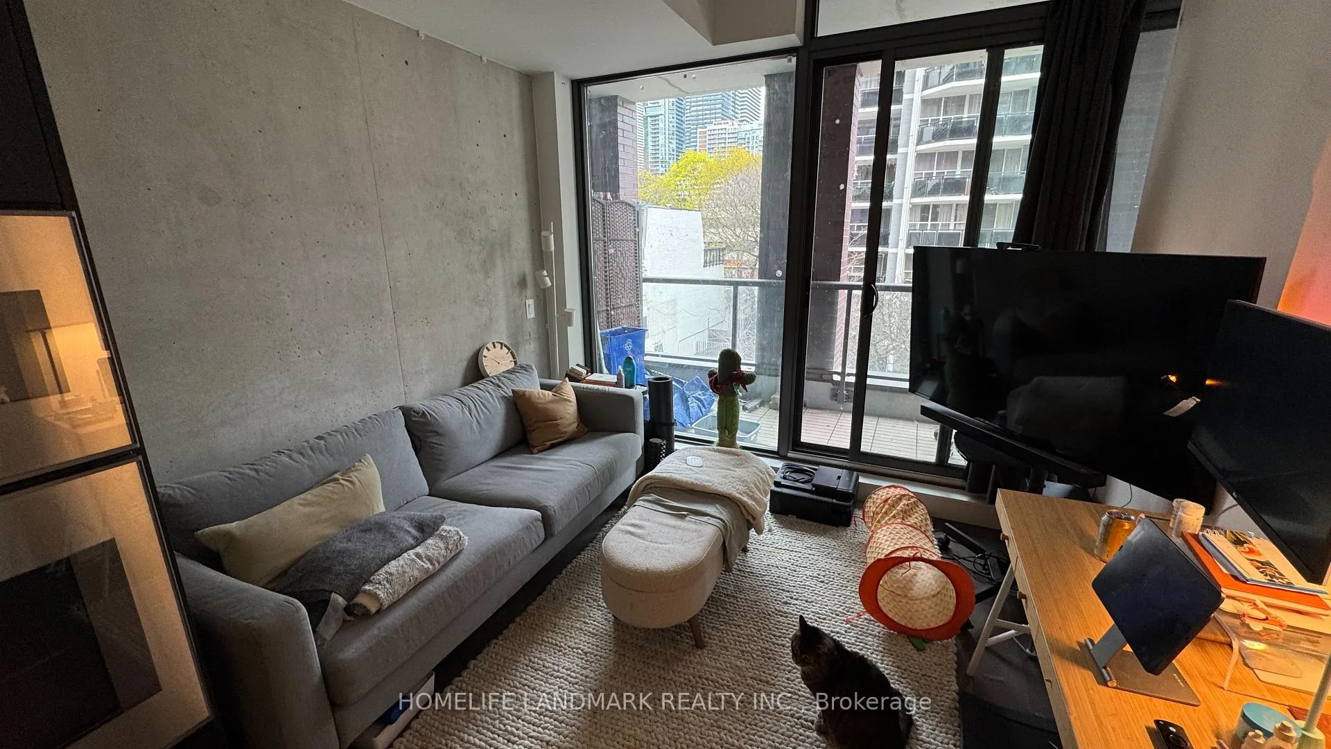 Photo 5 of Unit 308, 81 Wellesley Street E, Toronto, Church-Yonge Corridor — HOMEH
