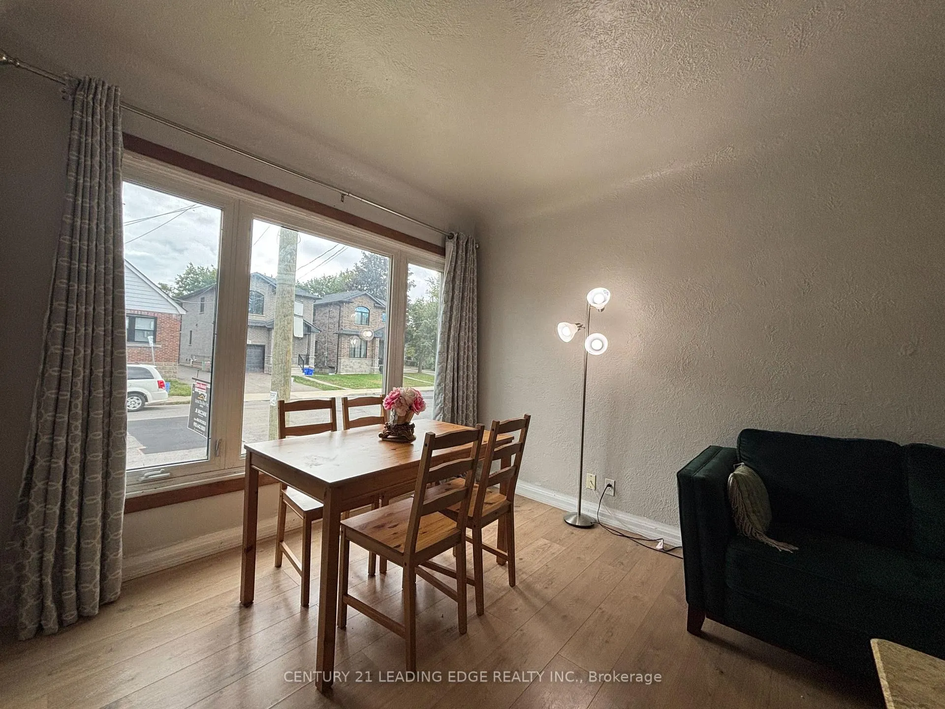 Photo 9 of 106 Whitney Avenue, Hamilton, Ainslie Wood — HOMEH