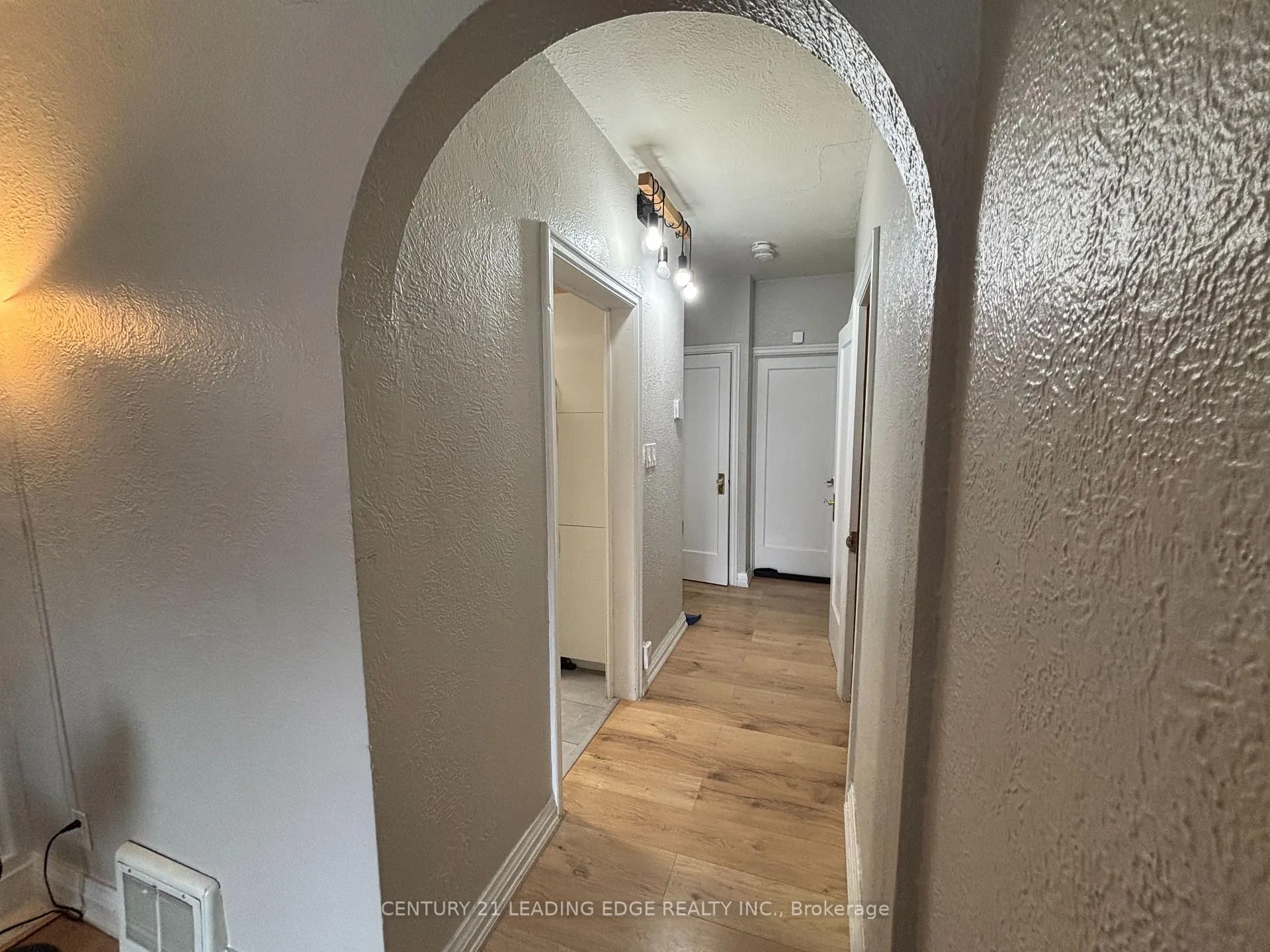 Photo 11 of 106 Whitney Avenue, Hamilton, Ainslie Wood — HOMEH