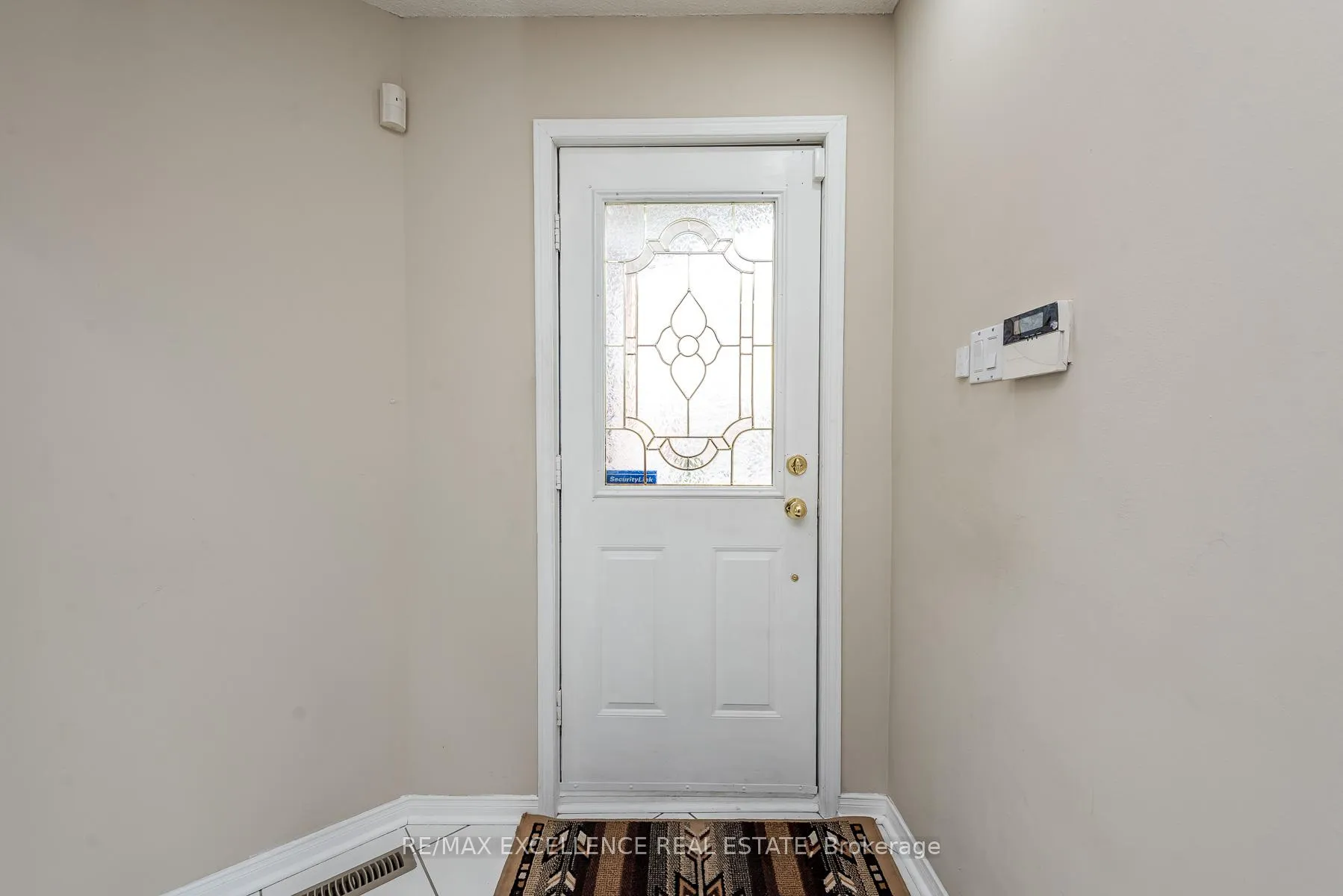 Photo 5 of 71 Rocky Mountain Crescent, Brampton, Sandringham-Wellington — HOMEH