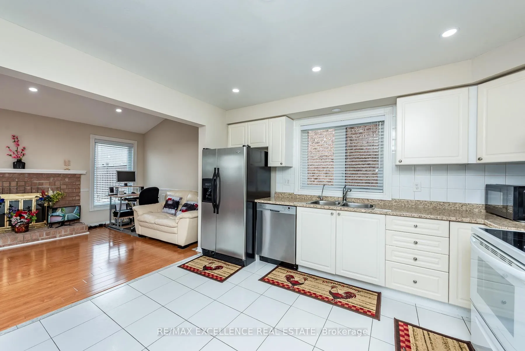 Photo 16 of 71 Rocky Mountain Crescent, Brampton, Sandringham-Wellington — HOMEH