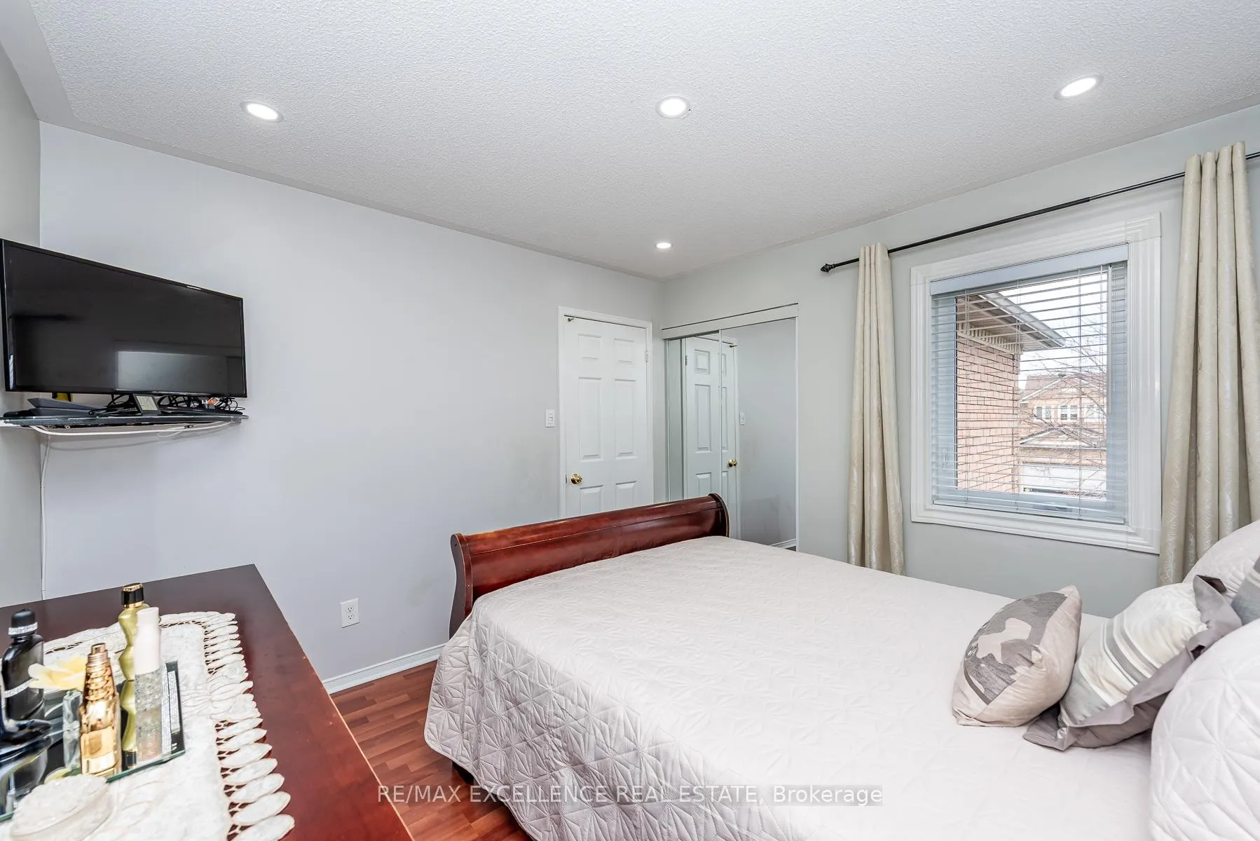 Photo 26 of 71 Rocky Mountain Crescent, Brampton, Sandringham-Wellington — HOMEH