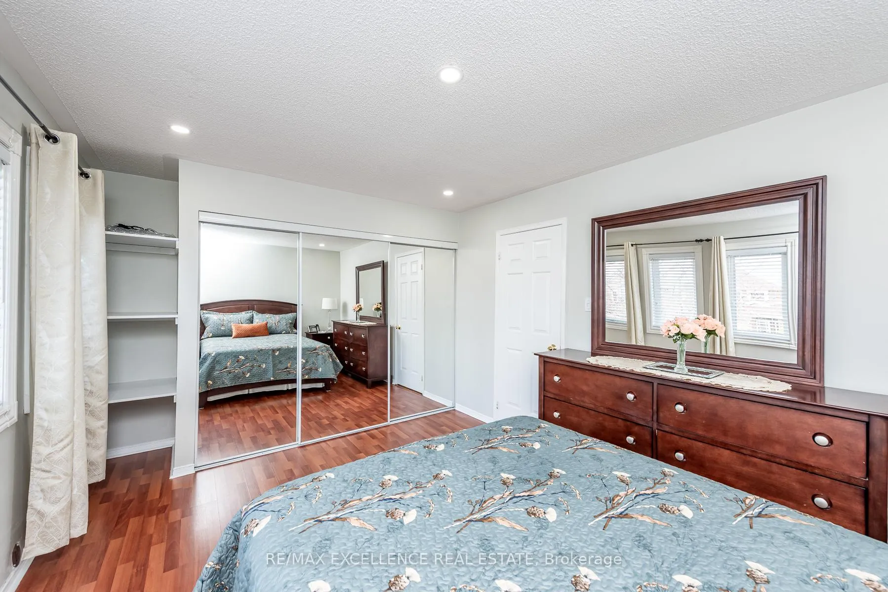 Photo 29 of 71 Rocky Mountain Crescent, Brampton, Sandringham-Wellington — HOMEH