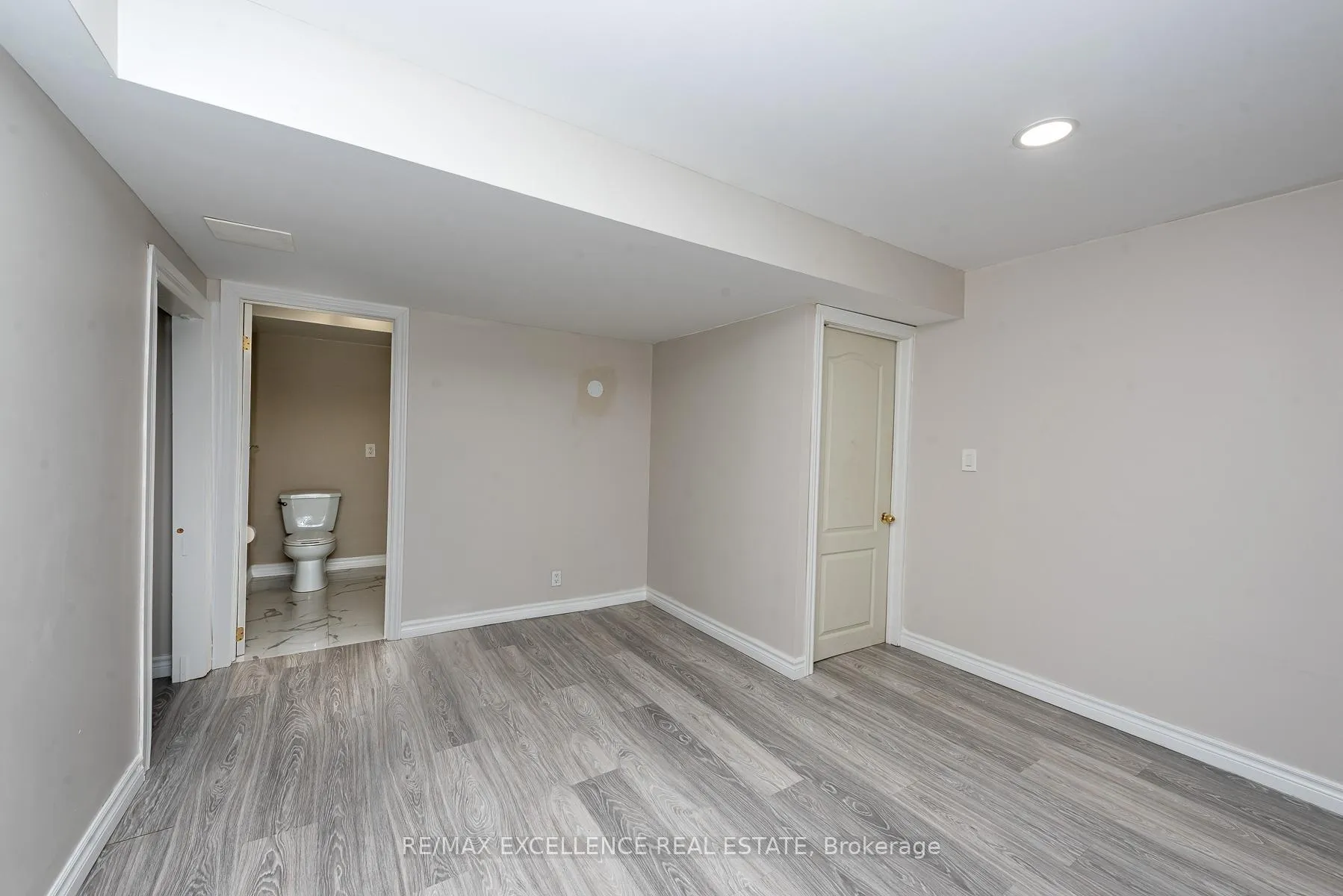 Photo 33 of 71 Rocky Mountain Crescent, Brampton, Sandringham-Wellington — HOMEH