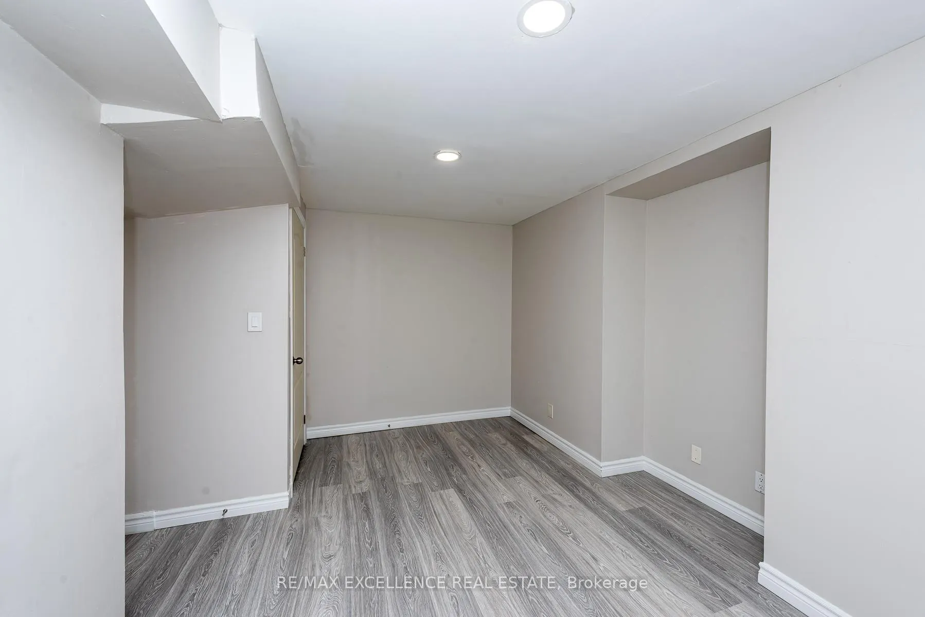 Photo 37 of 71 Rocky Mountain Crescent, Brampton, Sandringham-Wellington — HOMEH
