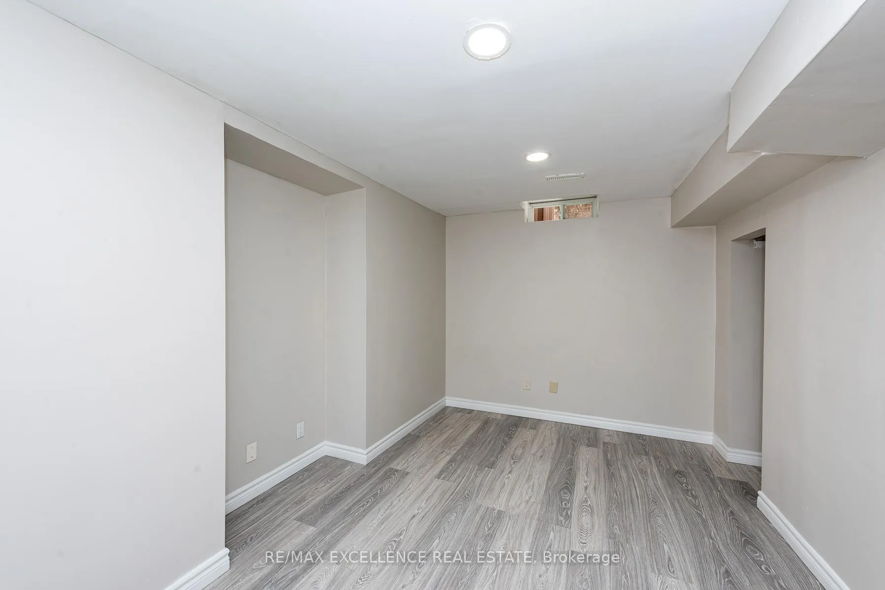 Photo 38 of 71 Rocky Mountain Crescent, Brampton, Sandringham-Wellington — HOMEH