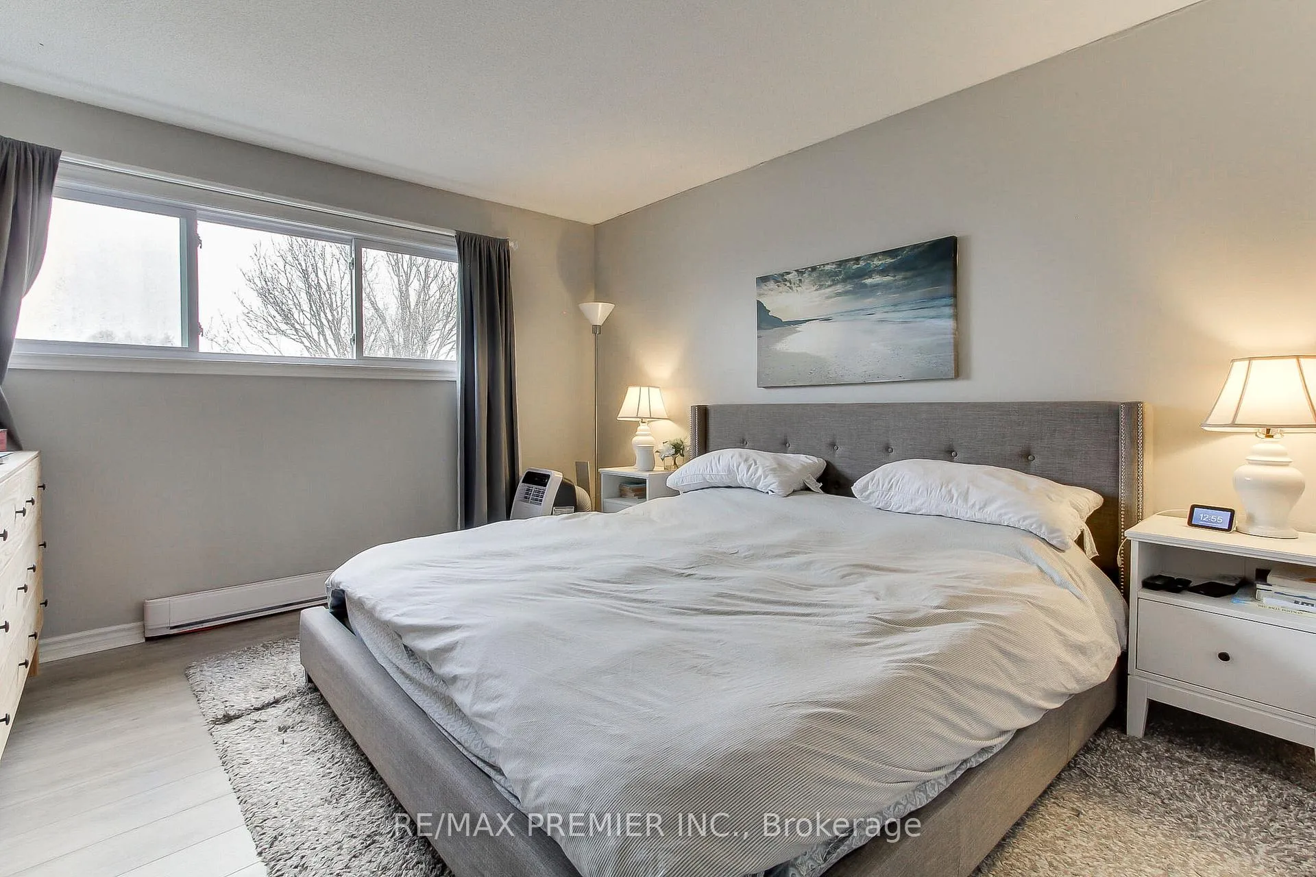 Photo 18 of 213 Milestone Crescent, Aurora, Aurora Village — HOMEH