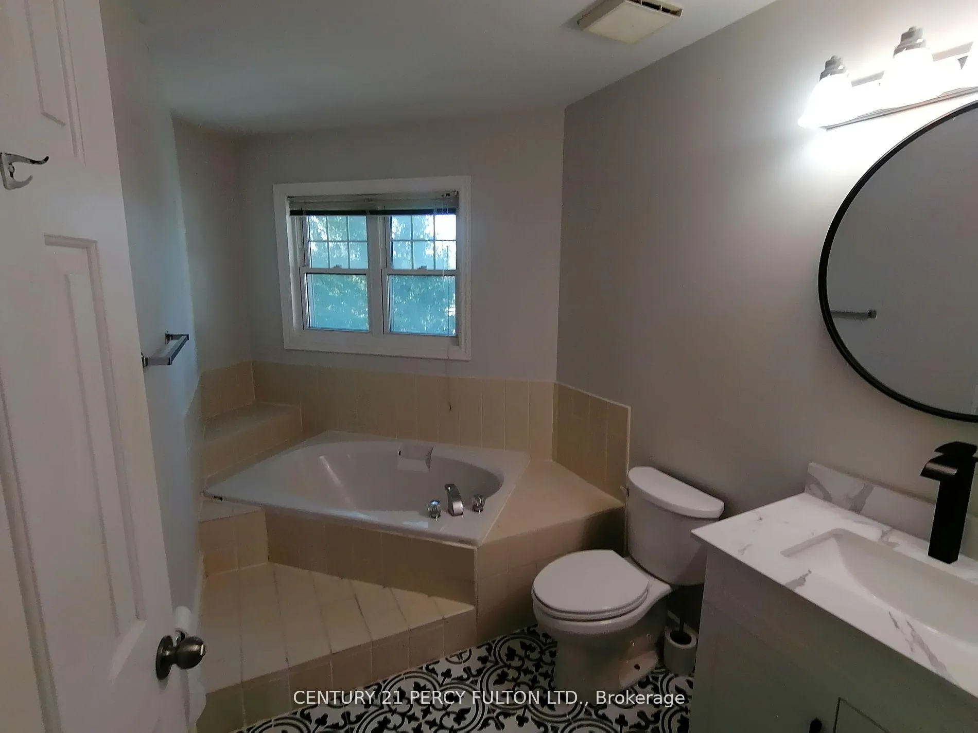 Photo 10 of Unit A11, 1651 Nash Road, Clarington, Courtice — HOMEH