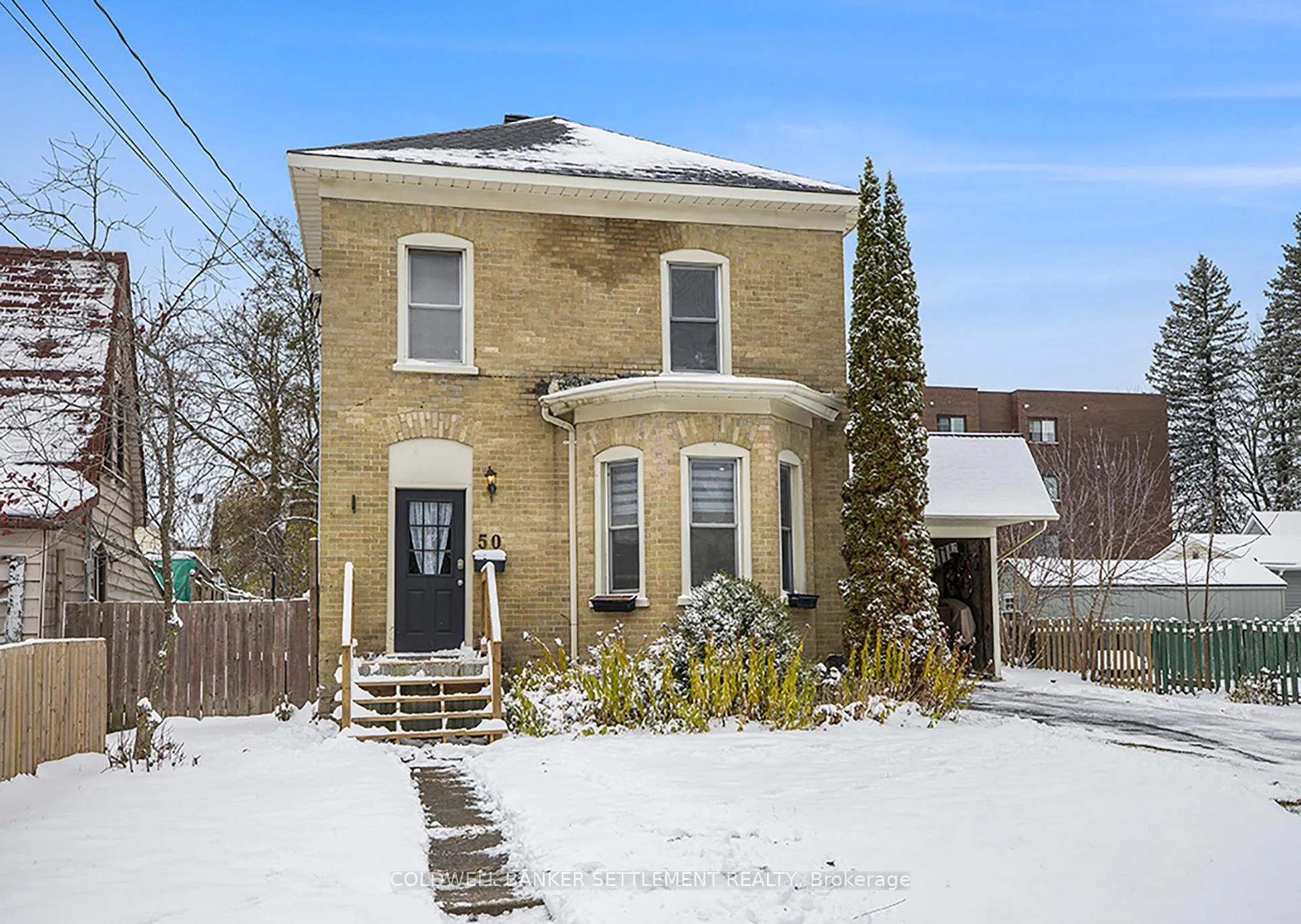 Photo 3 of 50 Abel Street, Smiths Falls — HOMEH