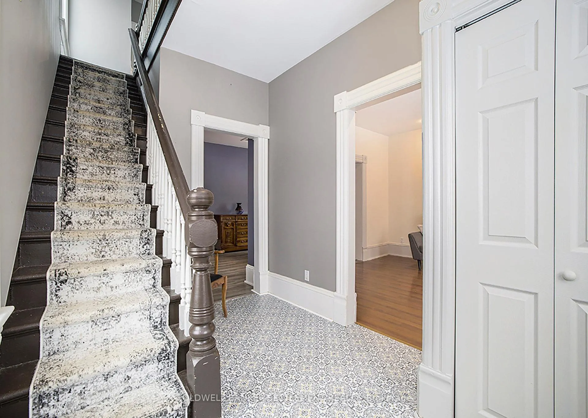 Photo 5 of 50 Abel Street, Smiths Falls — HOMEH