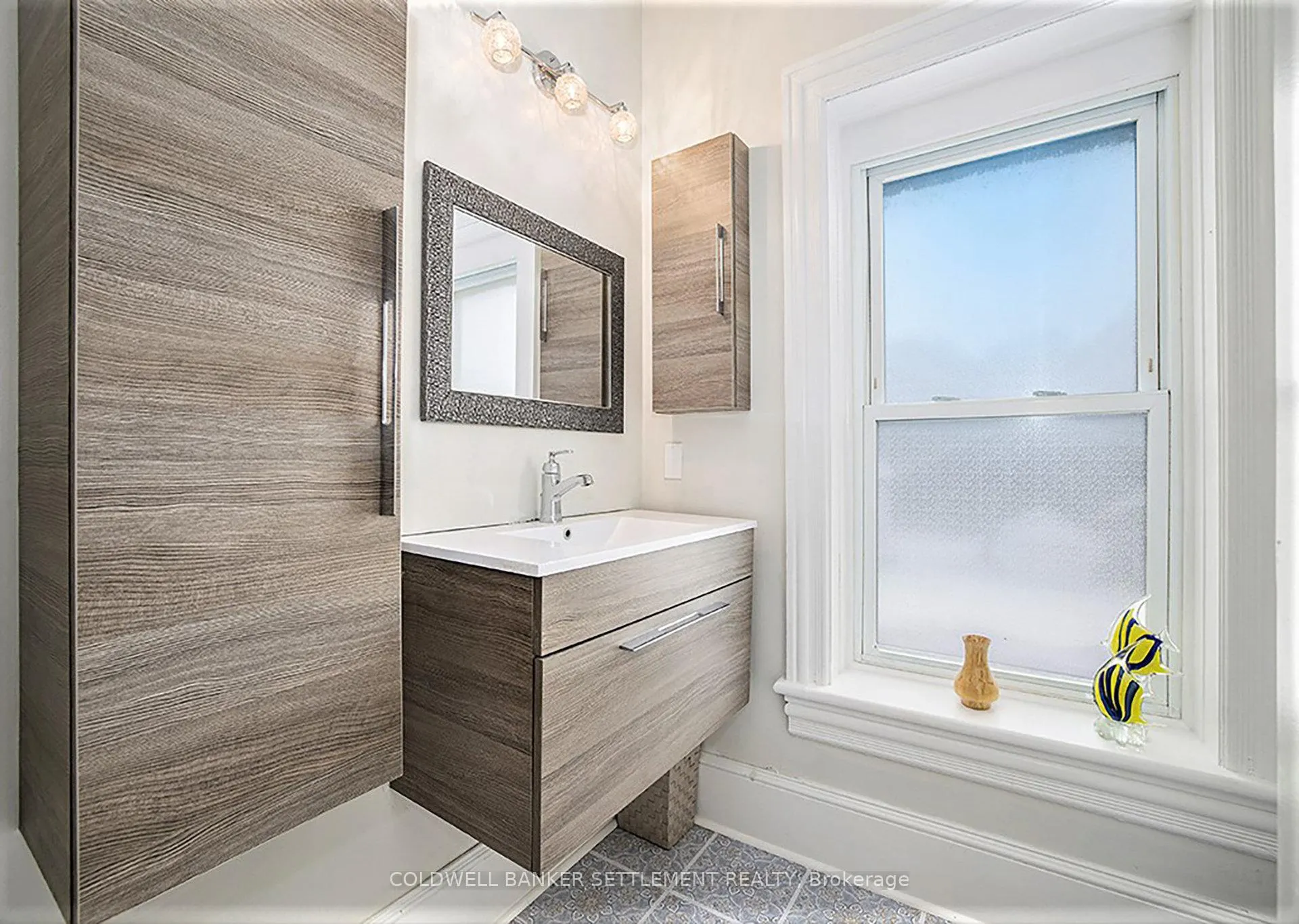 Photo 22 of 50 Abel Street, Smiths Falls — HOMEH