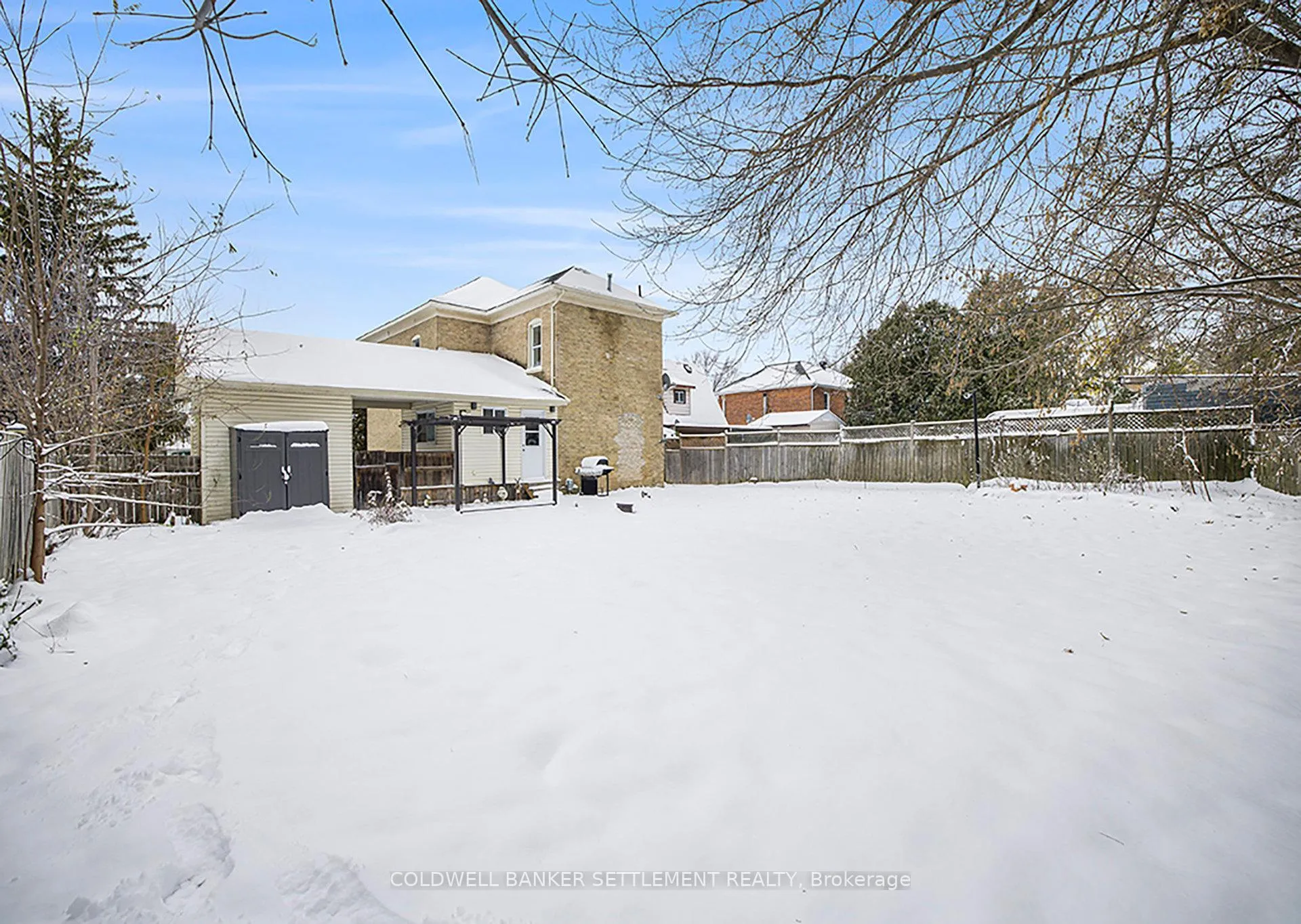 Photo 31 of 50 Abel Street, Smiths Falls — HOMEH