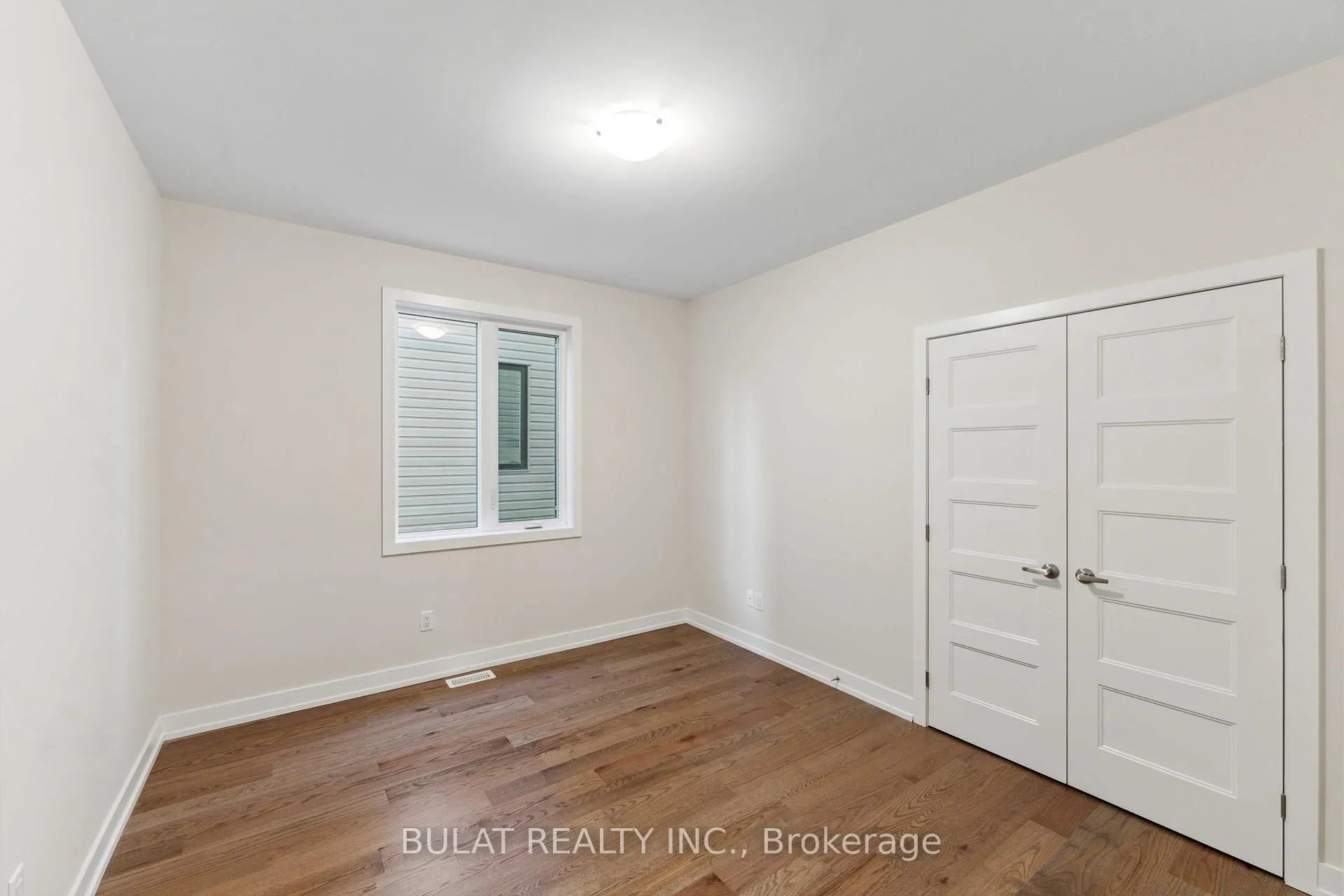 Photo 14 of 1359 Kitchener Avenue, Ottawa, Ellwood — HOMEH