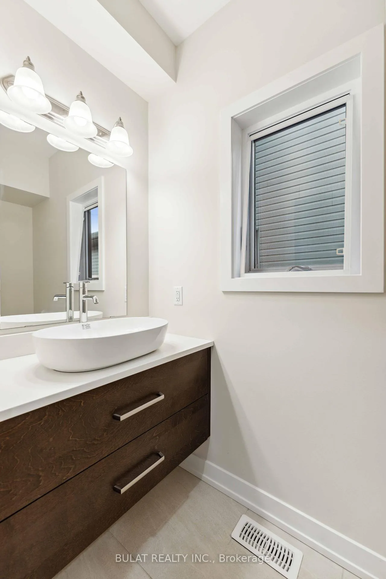 Photo 15 of 1359 Kitchener Avenue, Ottawa, Ellwood — HOMEH