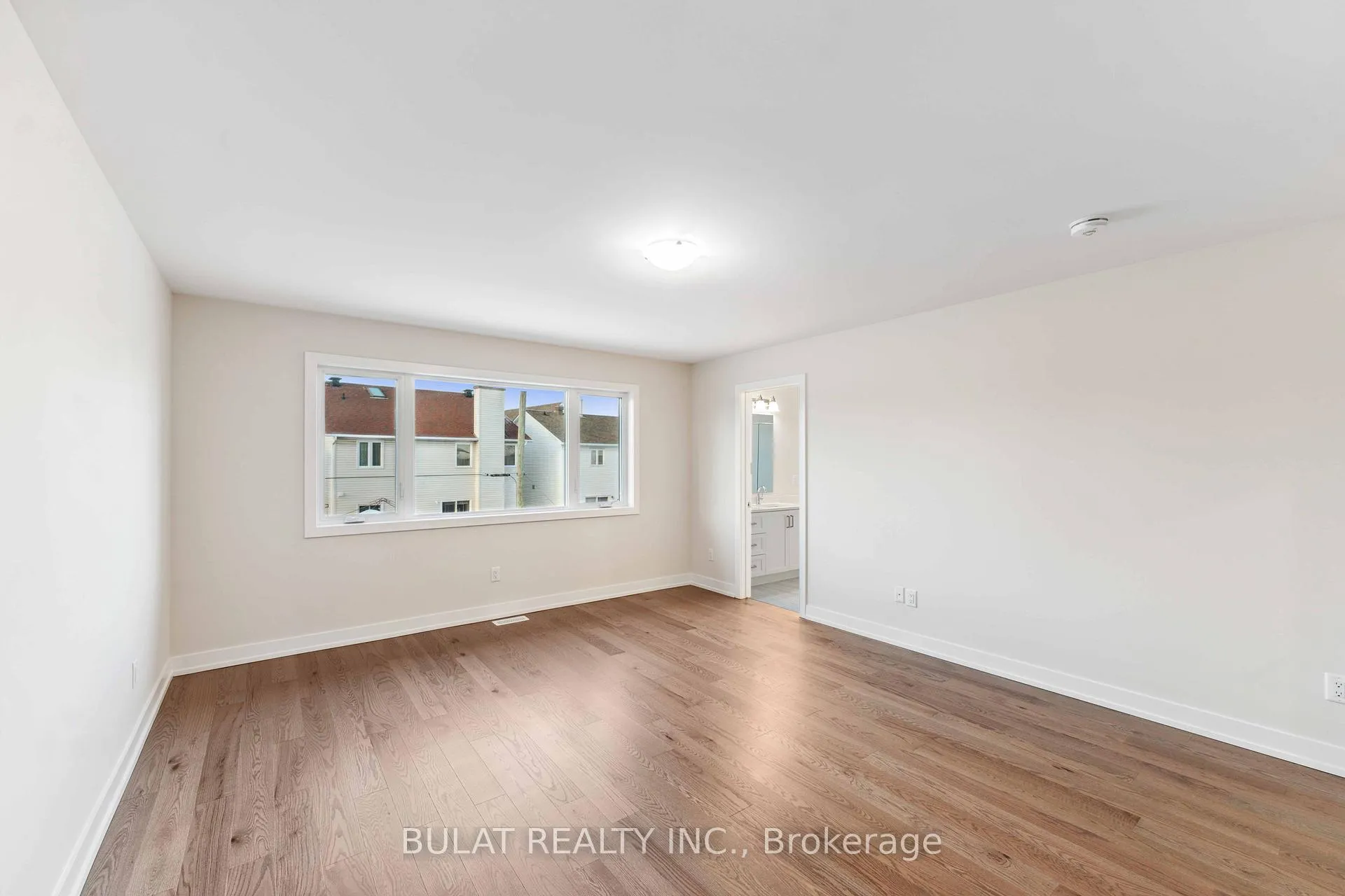 Photo 18 of 1359 Kitchener Avenue, Ottawa, Ellwood — HOMEH