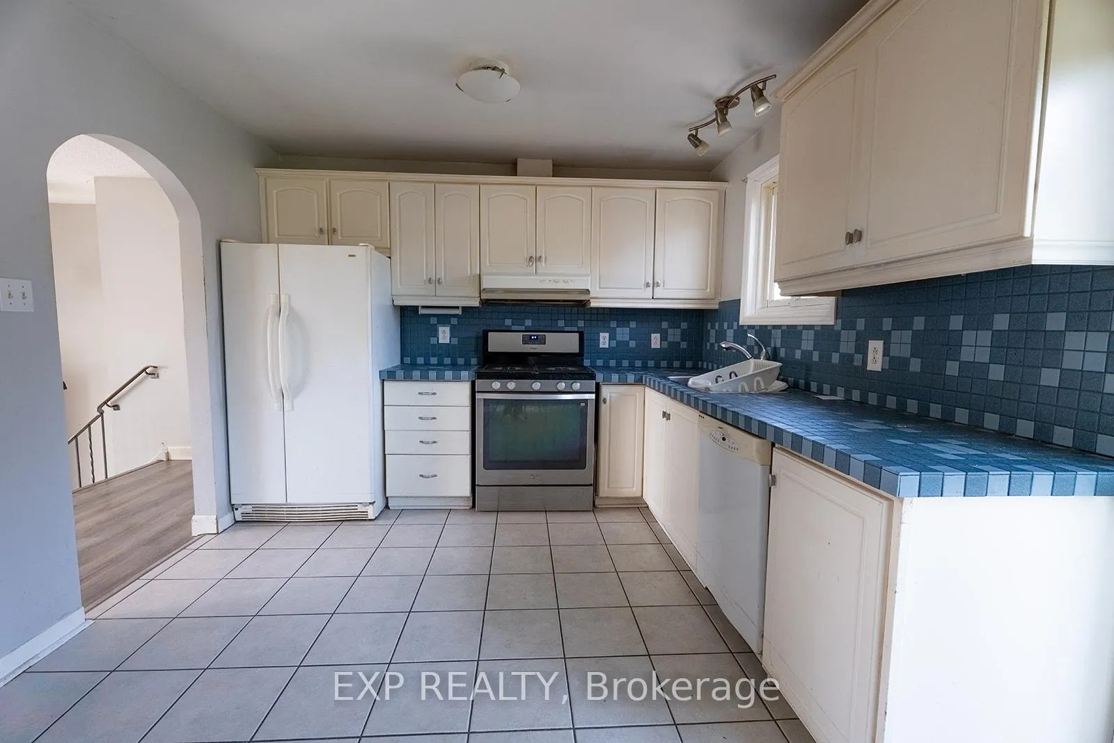 Photo 11 of 45 Roth Street, Essa, Angus — HOMEH