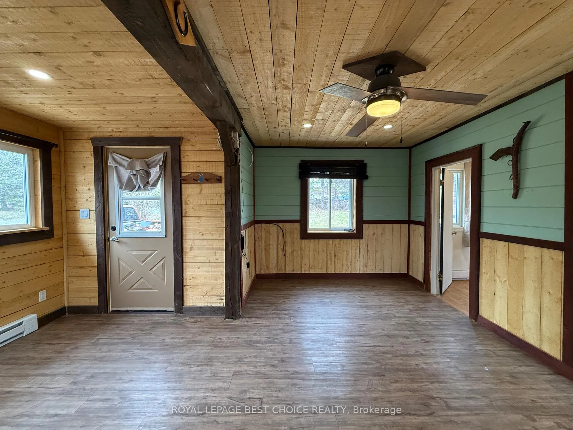 Photo 10 of 42 Empire Street, Timiskaming, TIM - Outside - Rural — HOMEH