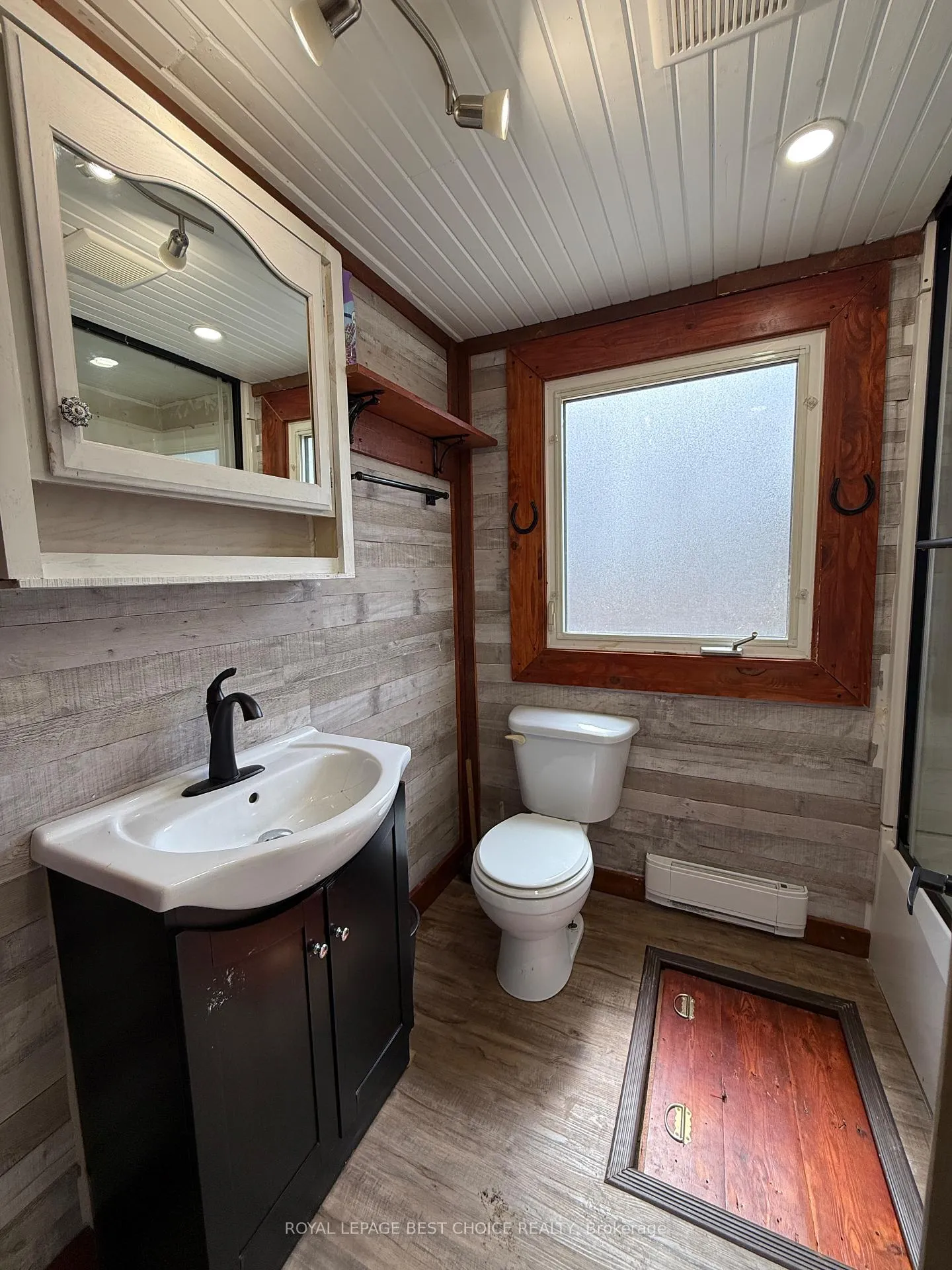 Photo 14 of 42 Empire Street, Timiskaming, TIM - Outside - Rural — HOMEH