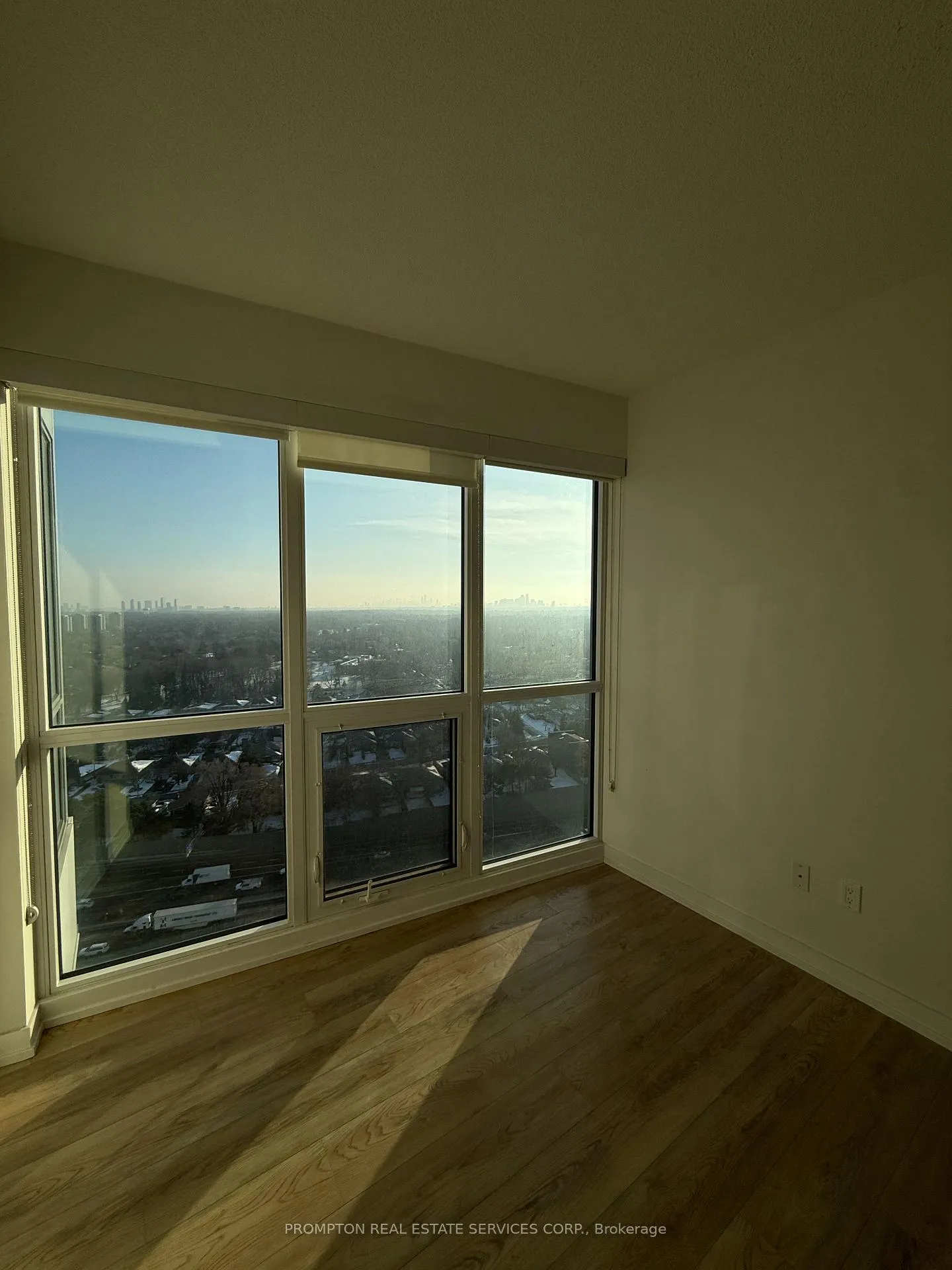 Photo 18 of Unit 3903, 117 McMahon Drive, North York, Bayview Village — HOMEH