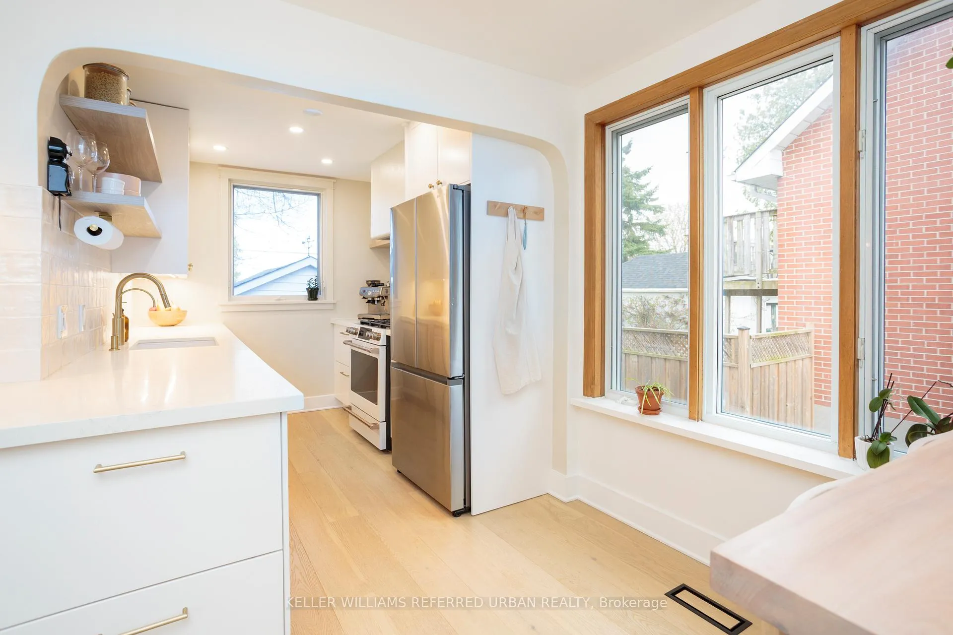 Photo 4 of 115 Fernhill Boulevard, Oshawa, McLaughlin — HOMEH