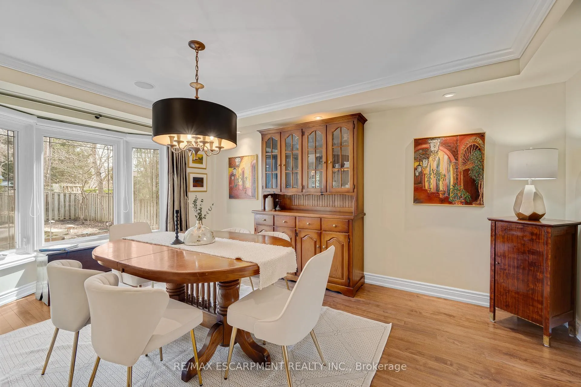 Photo 5 of 333 Claremont Crescent, Oakville, Ford — HOMEH