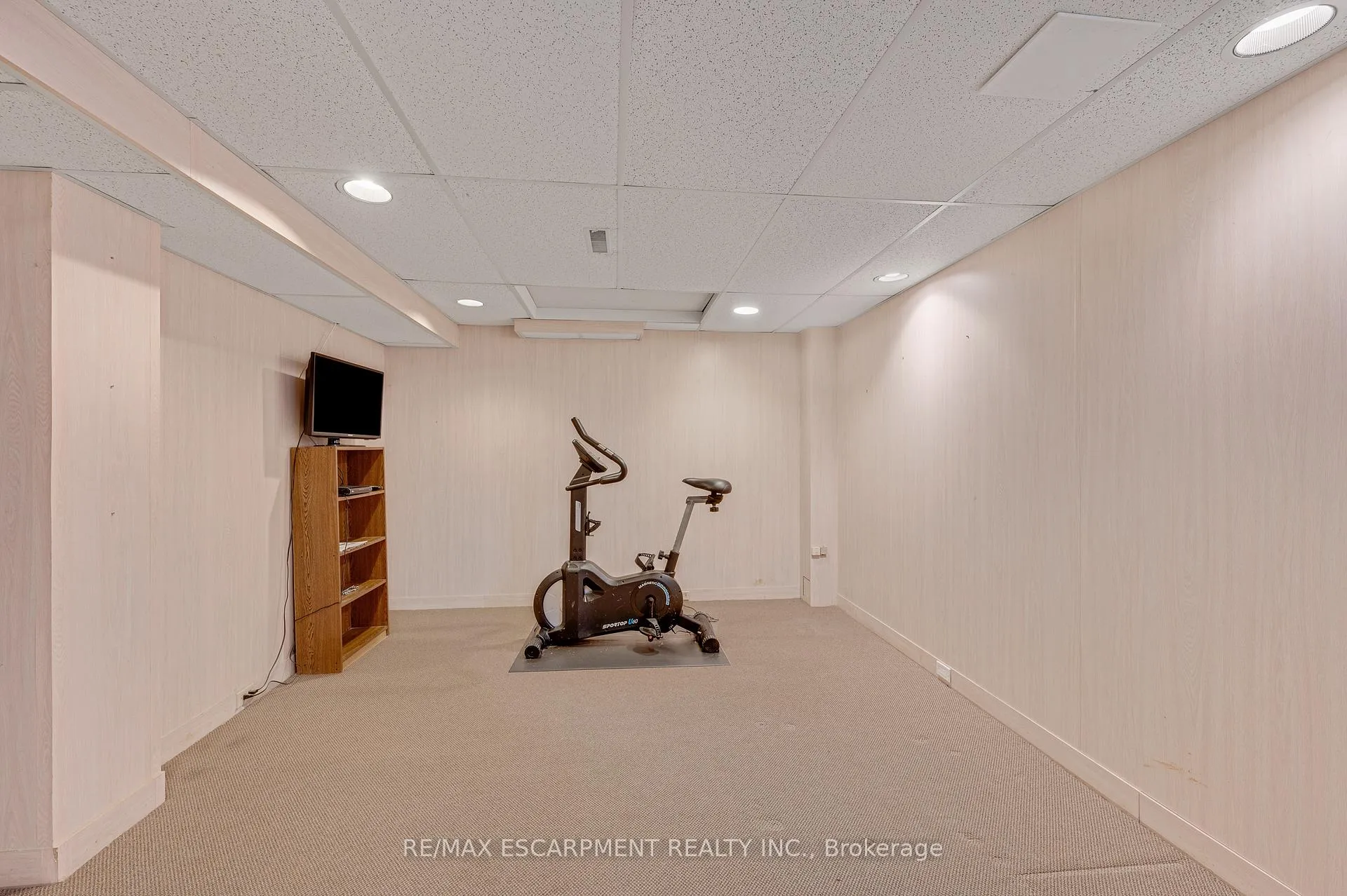 Photo 28 of 333 Claremont Crescent, Oakville, Ford — HOMEH