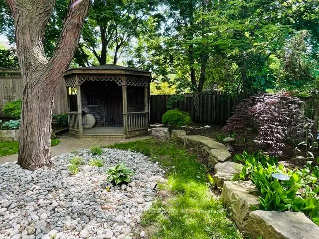 Photo 38 of 333 Claremont Crescent, Oakville, Ford — HOMEH